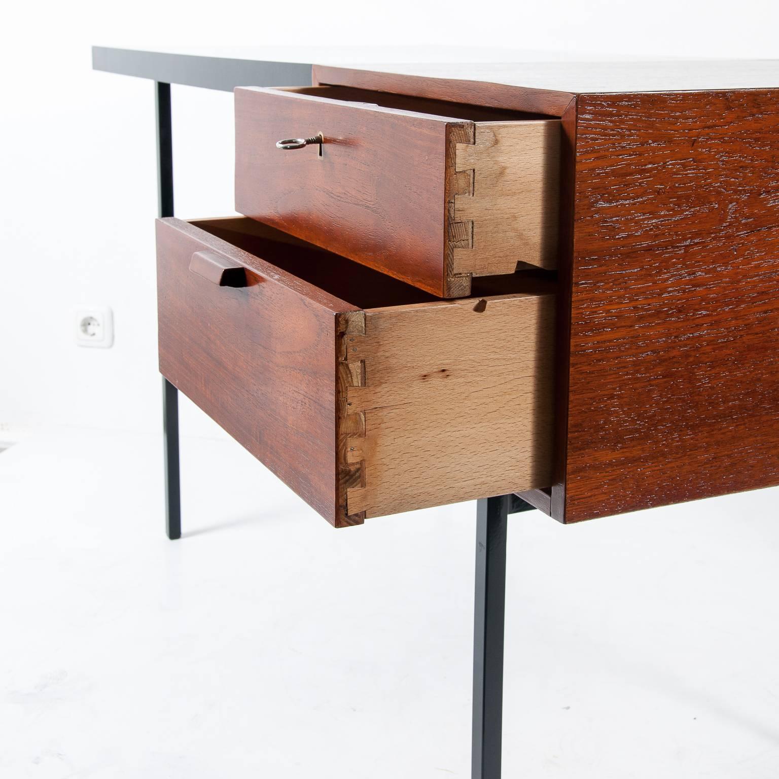 Mid-Century Bauhaus Writing Desk by Thonet and Designed by Pierre Paulin For Sale 2
