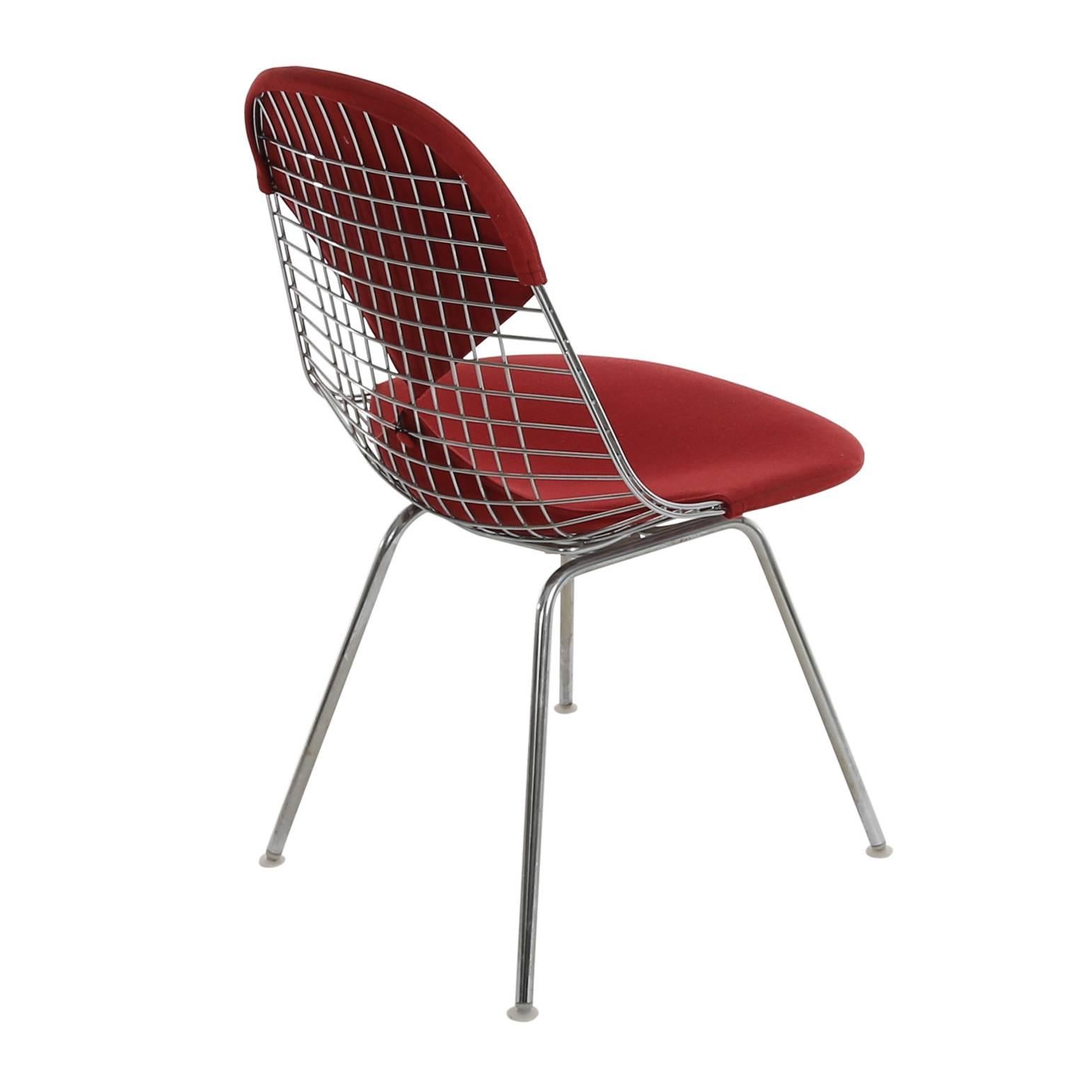 Mid-Century Modern Wire Chair DKX 5 by Ray & Charles Eames with Red Bikini Cover Designed in 1951 For Sale