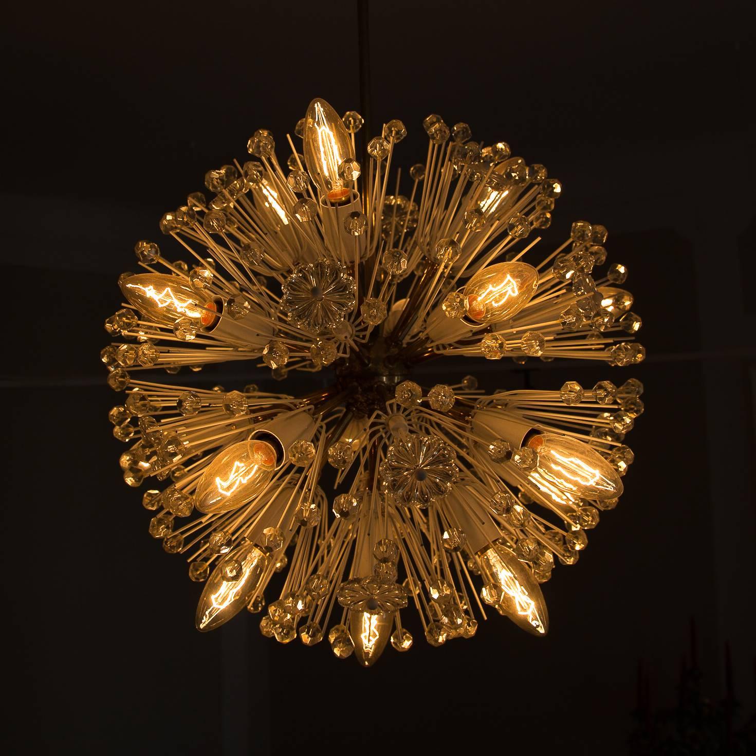 Chandelier Blowball, Sputnik, Snowball by Emil Stejnar for Rupert Nikoll, 1960s In Good Condition For Sale In Vienna, AT