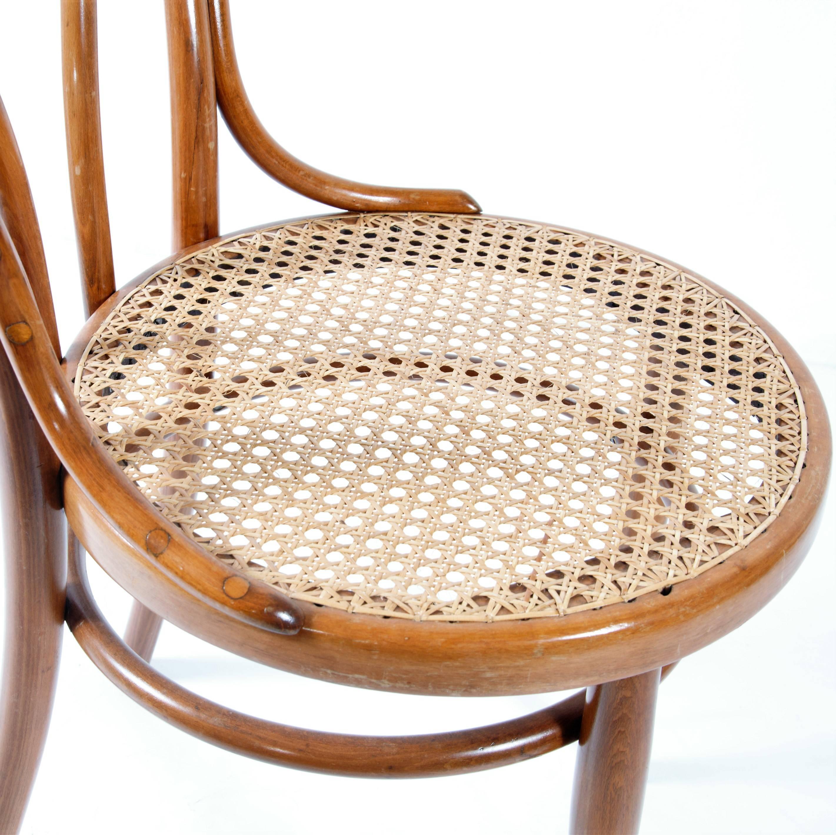 thonet 18 chair