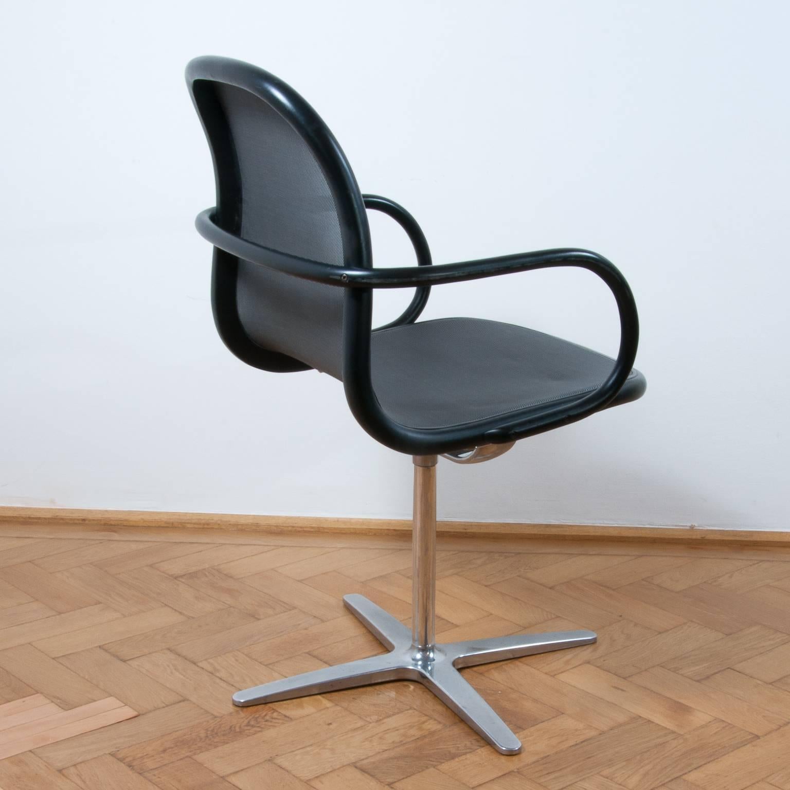 thonet office chair