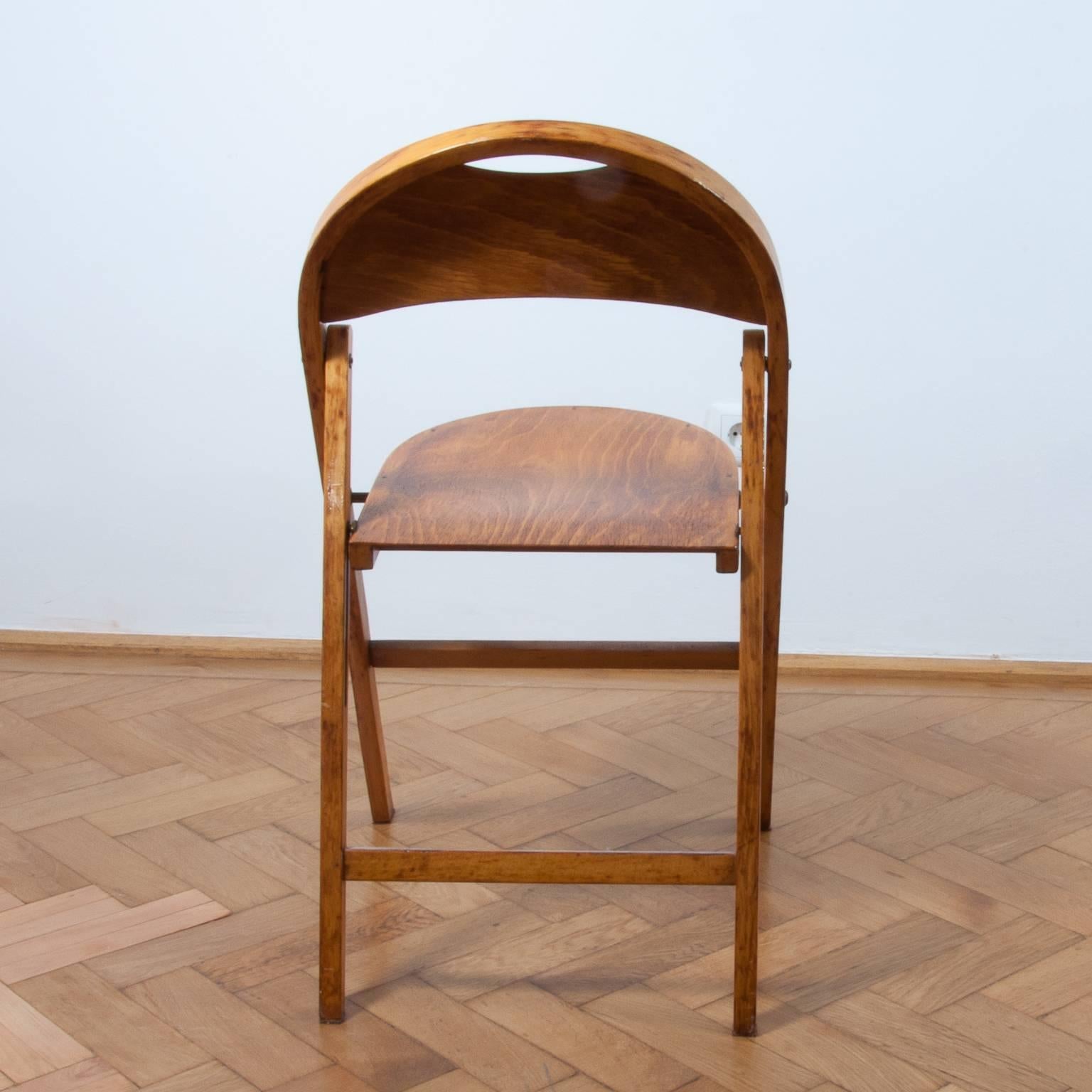 Thonet 751 Klappbarer Stuhl Sehr funktional und sammelbar, klassischer Jugendstil (Österreichisch) im Angebot