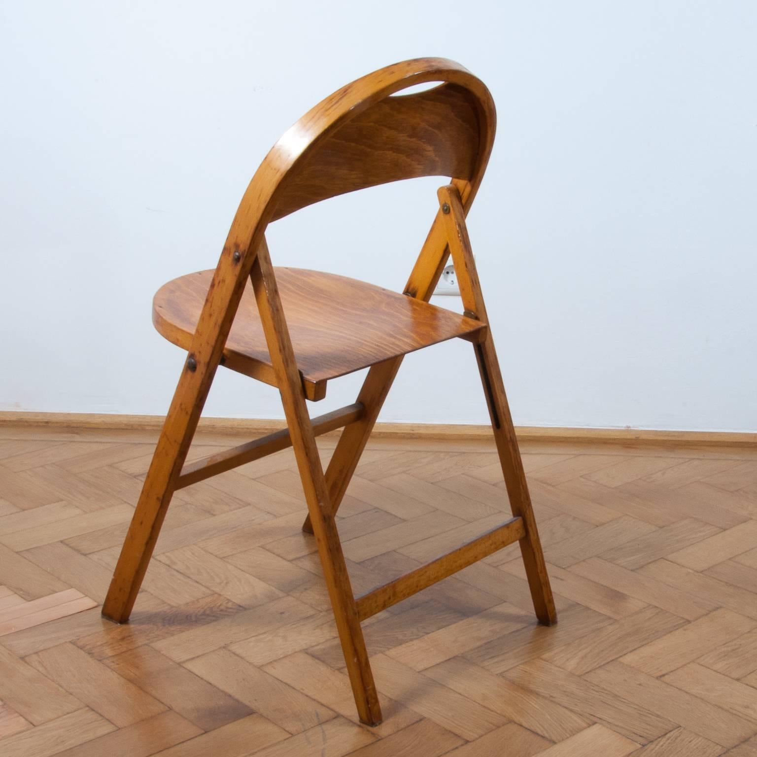 Thonet 751 Klappbarer Stuhl Sehr funktional und sammelbar, klassischer Jugendstil (Art déco) im Angebot