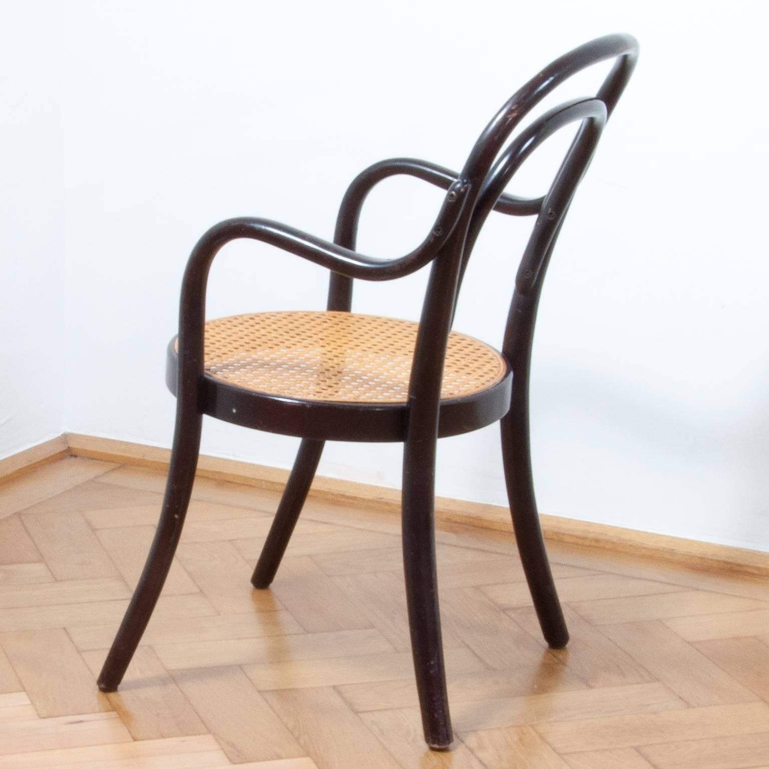 Thonet Children Bentwood Armchair No. 1 In Excellent Condition For Sale In Vienna, AT