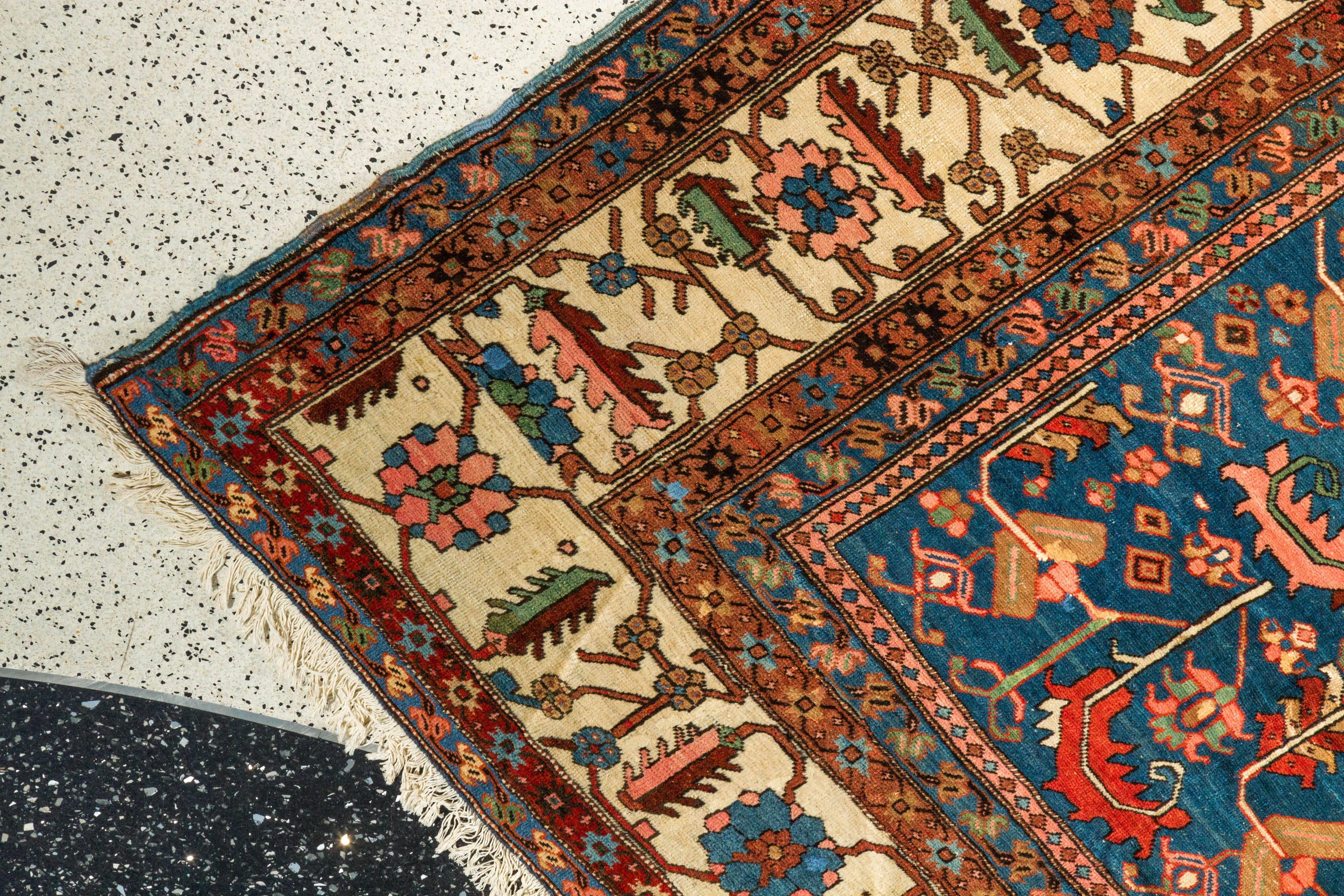 Serapi persiano antico, 1880 circa In condizioni ottime in vendita a West Hollywood, CA
