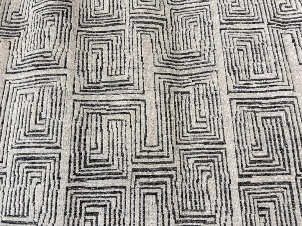 Annodato a mano Tappeto Maze Design Avorio Carboncino in vendita
