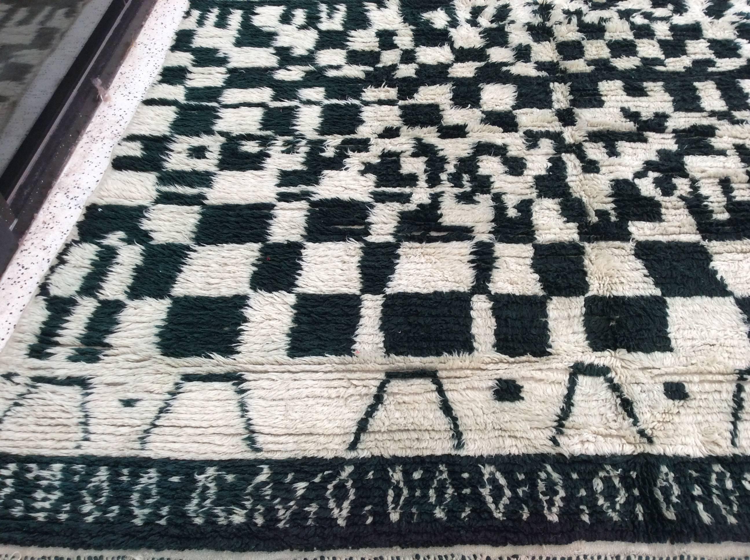 moroccan rug black and white