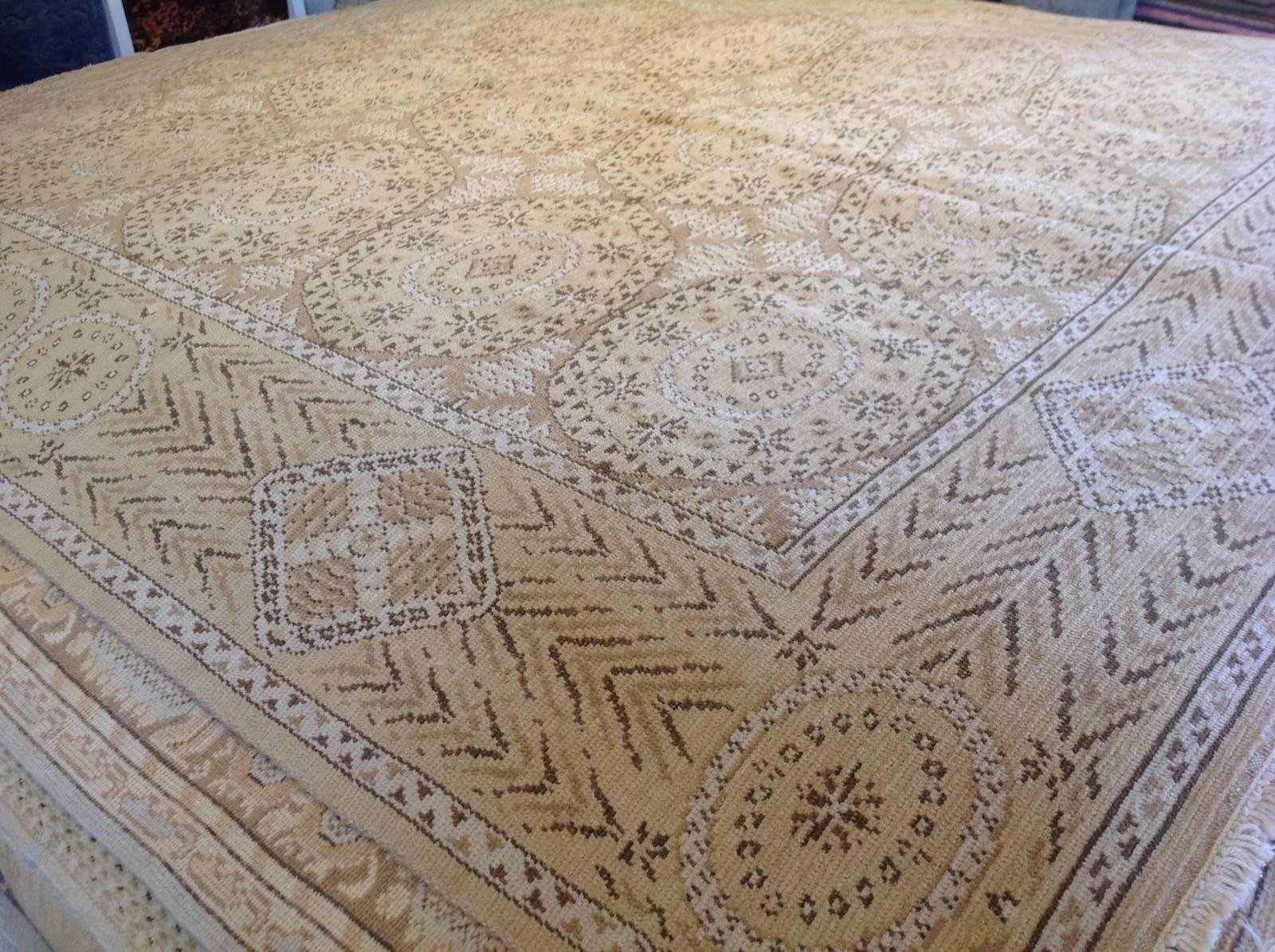 Contemporary Geometric Floral European Rug For Sale
