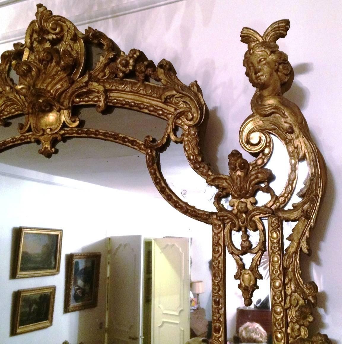 Carved Exceptional French Regence Period Giltwood Boiserie Mirror, France, circa 1725 For Sale