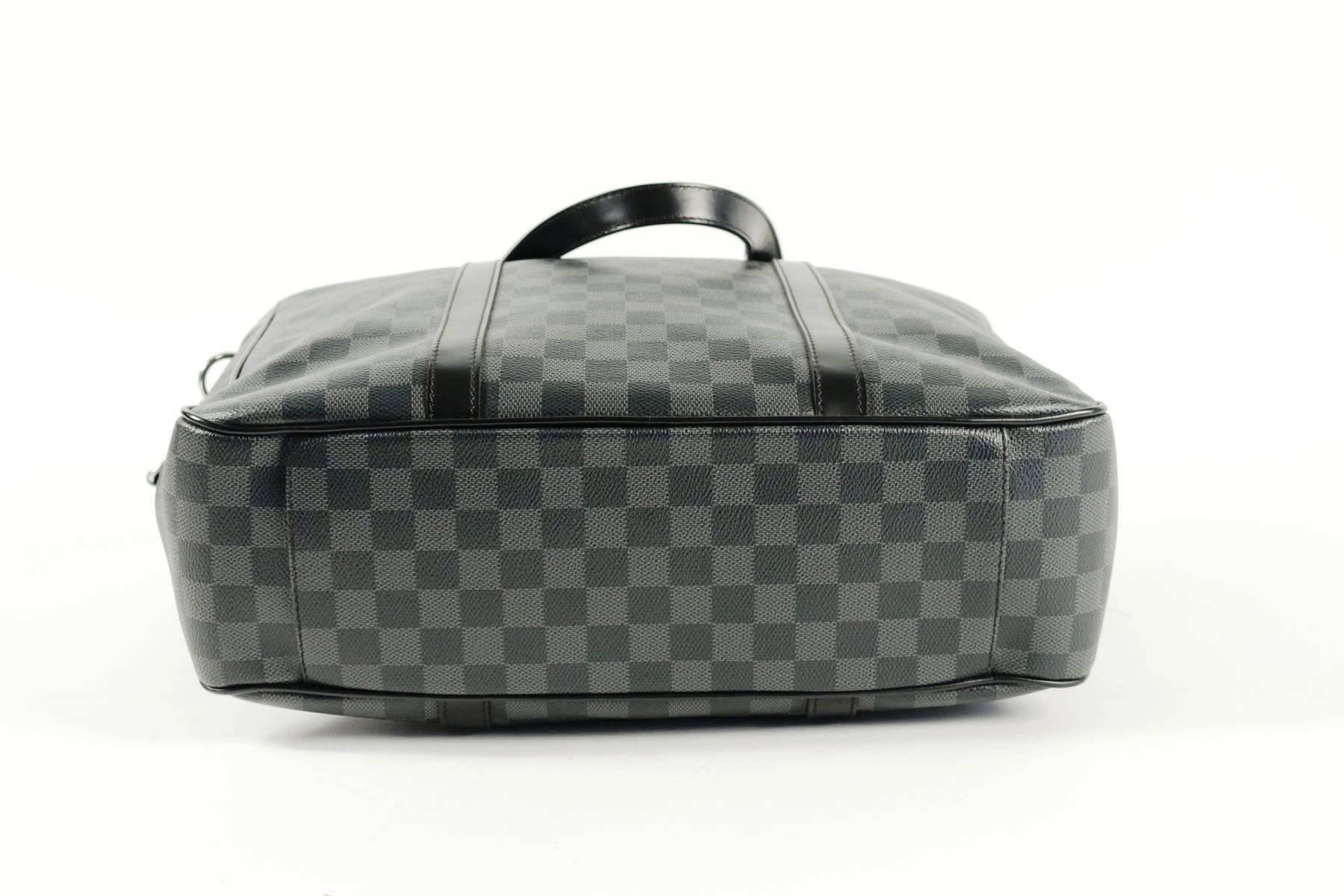 Pre-owned Tadao bag by Louis Vuitton, grey and black.