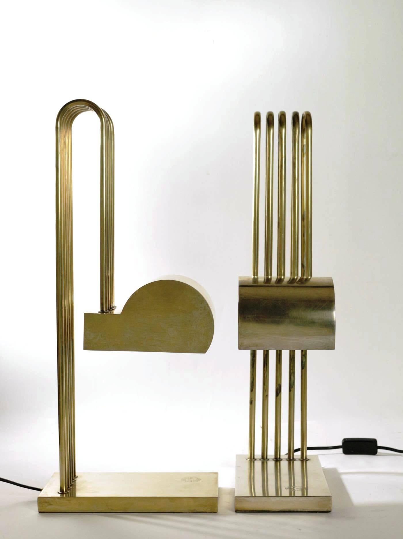 Exceptional pair of brass table lights Bauhaus design by Marcel Breuer, 1925
They were designed for and exhibited at the 