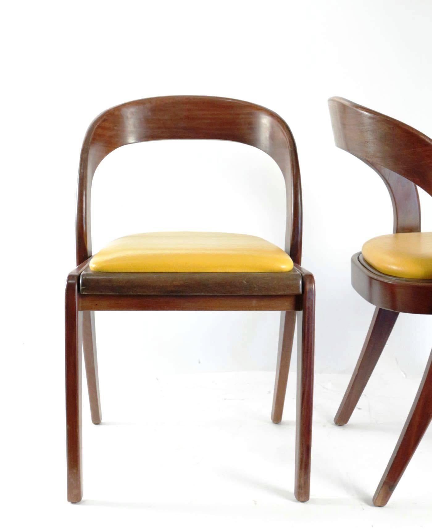 Rare set of six chairs in the style of Baumann, probably France, 1960s.
    