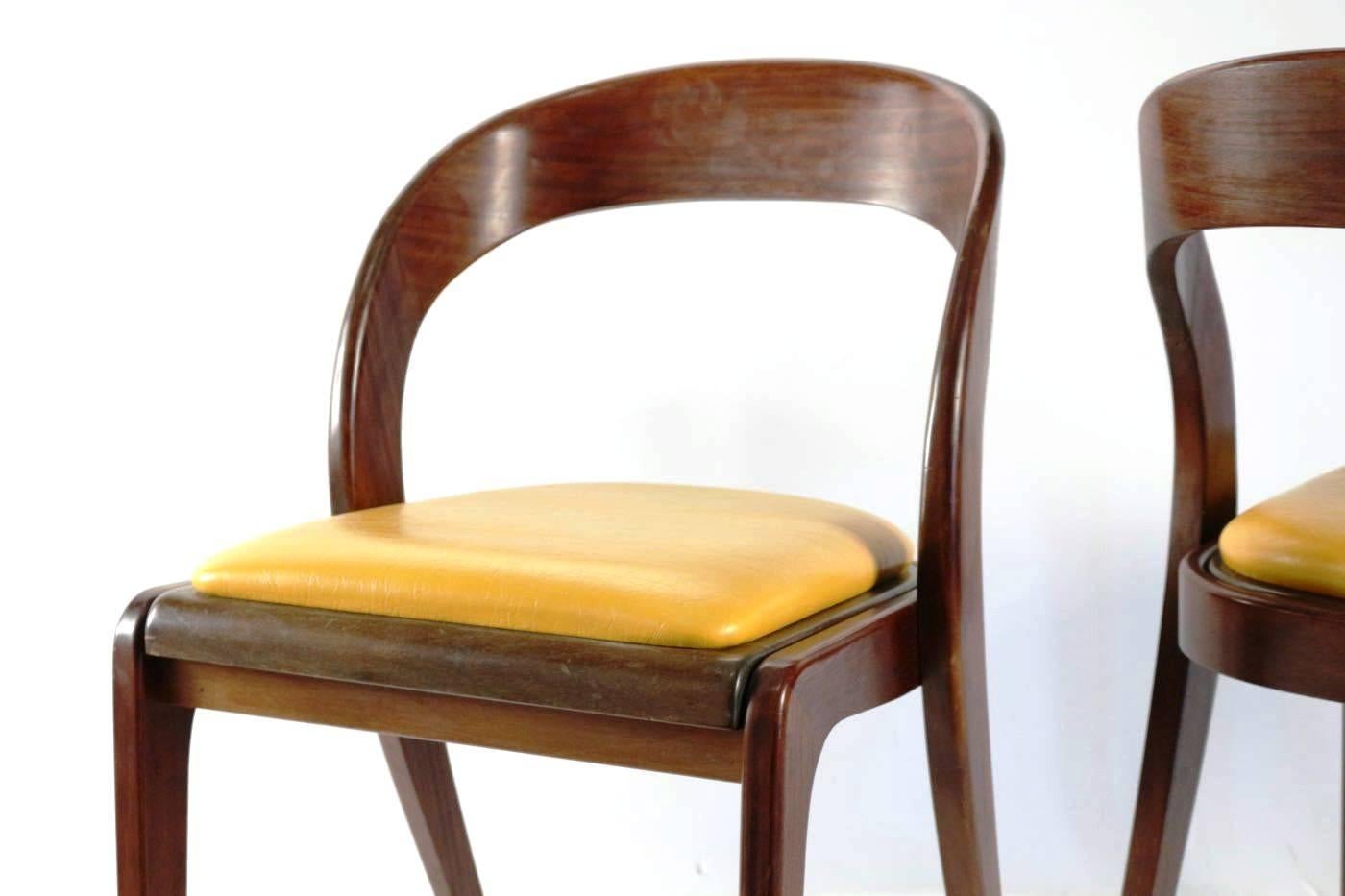 Mid-20th Century Rare Set of Six Chairs in the Style of Baumann, Probably France, 1960s