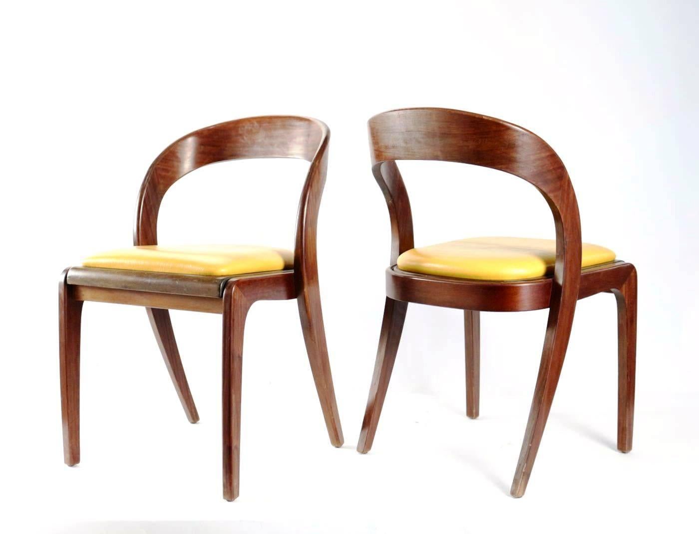 Rare Set of Six Chairs in the Style of Baumann, Probably France, 1960s In Excellent Condition In Saint-Ouen, FR