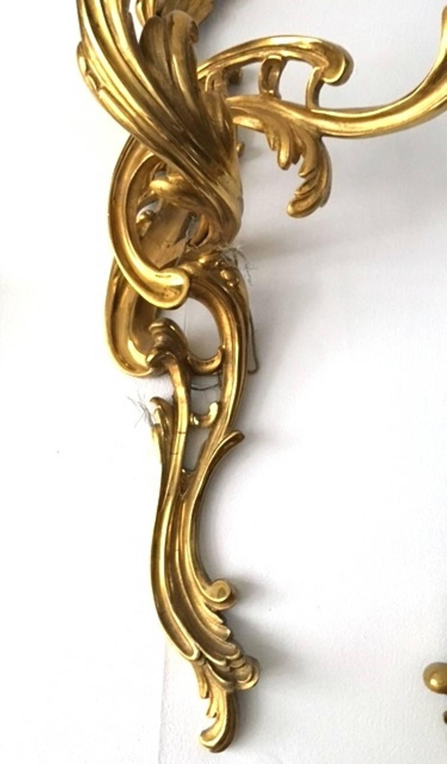 Beautiful Pair of Louis XV Style Gilt Bronze Wall Lights, Late 19th Century For Sale at 1stdibs