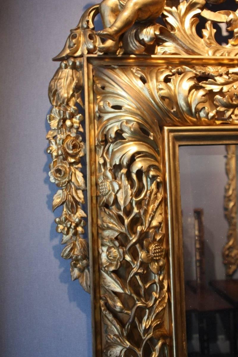 18th Century Italian Carved Open-Work Giltwood Mirror Depicting the Four Seasons For Sale 3