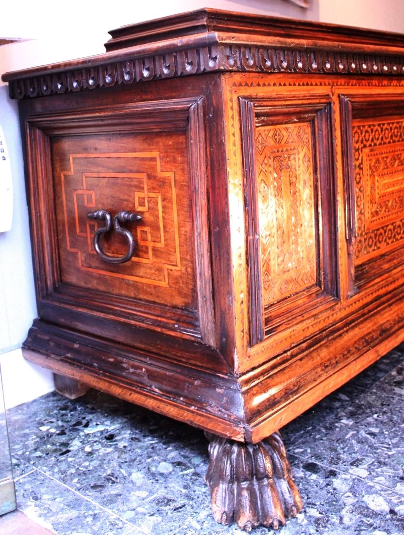 Rare Late 15th Century Inlaid Walnut Chest Cassone, Florence, Italy 3