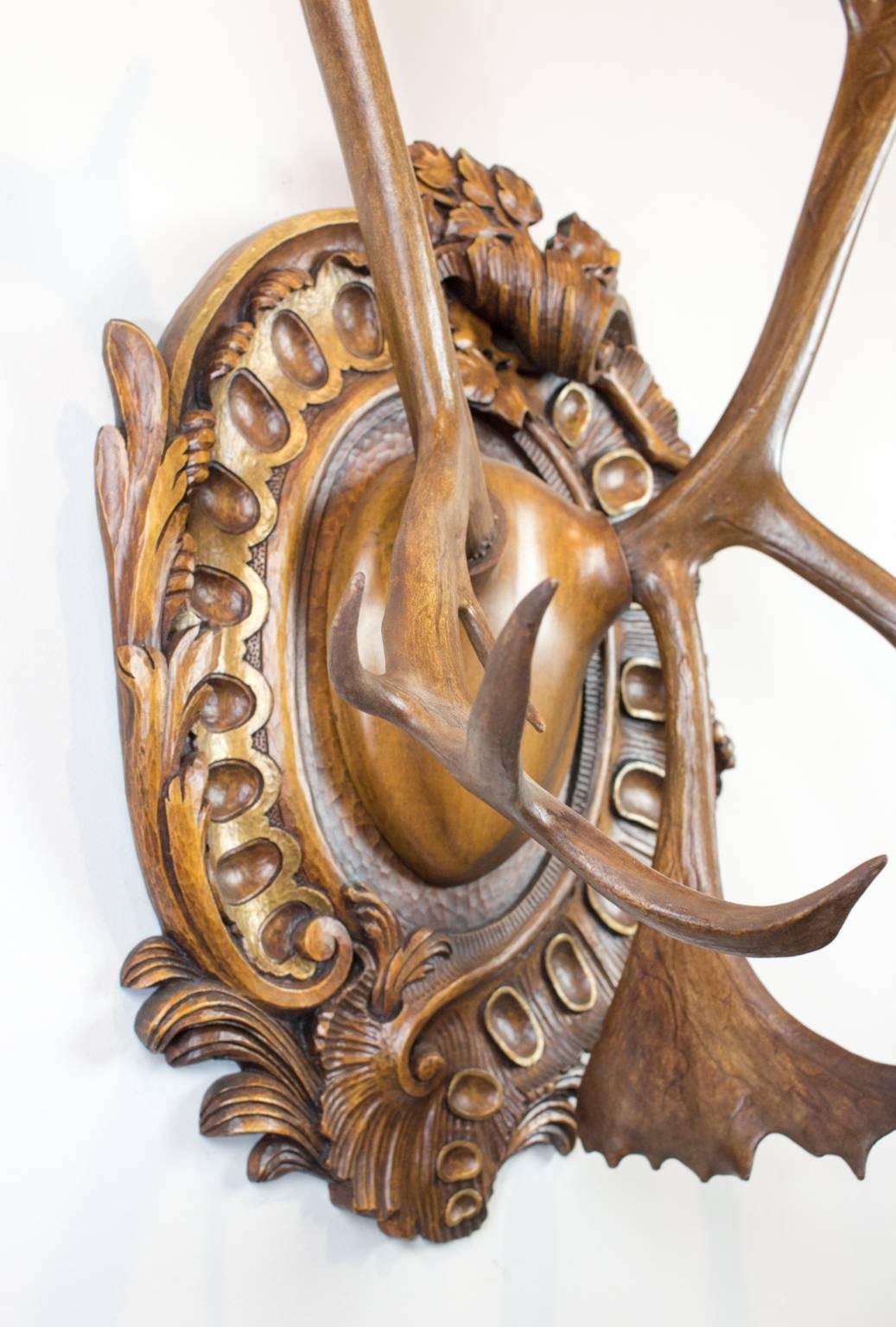 Arctic Caribou on Rococo Carved Wood Plaque In Excellent Condition In Houston, TX