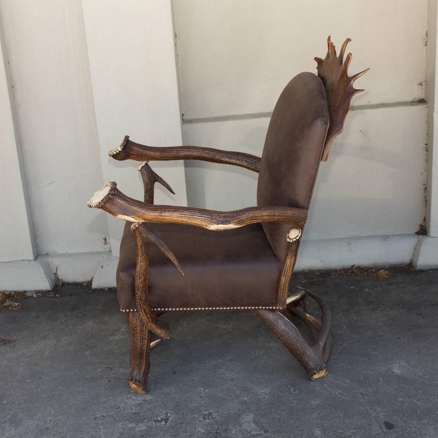 Antique Habsburg Red Stag Antler Leather Chair and Ottoman  In Excellent Condition In Houston, TX