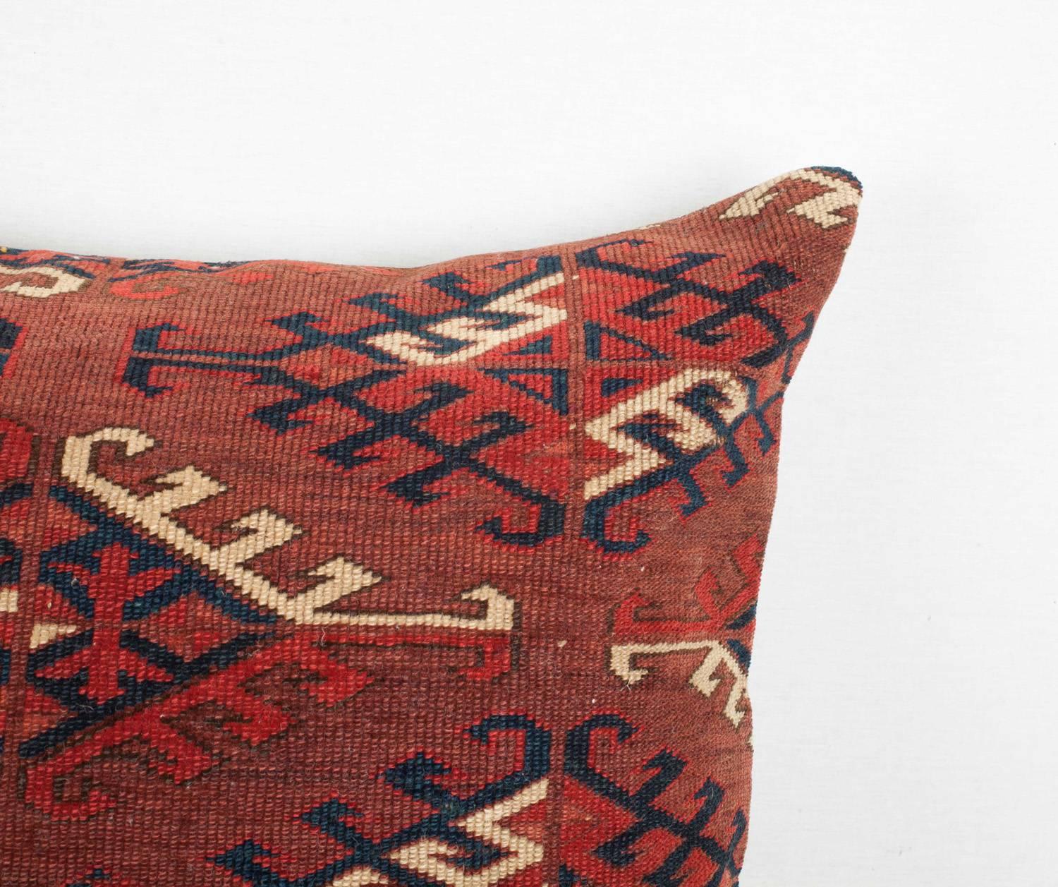 Antique Yomut Turkmen or Turkoman Pillow, Central Asia, 19th Century  In Good Condition For Sale In By Appointment Only, CA