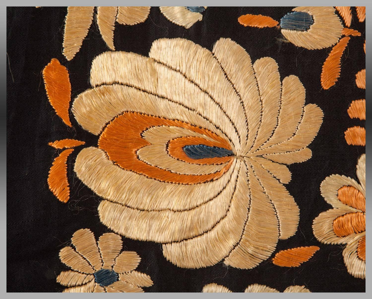 Hand-Crafted Vintage Embroidred Shawl, Hungary, Early 20th Century For Sale