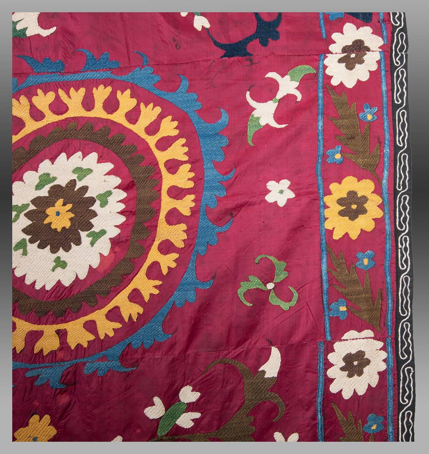 20th Century Vintage Uzbek Embroidery or Suzani, Central Asia, circa 1920s For Sale