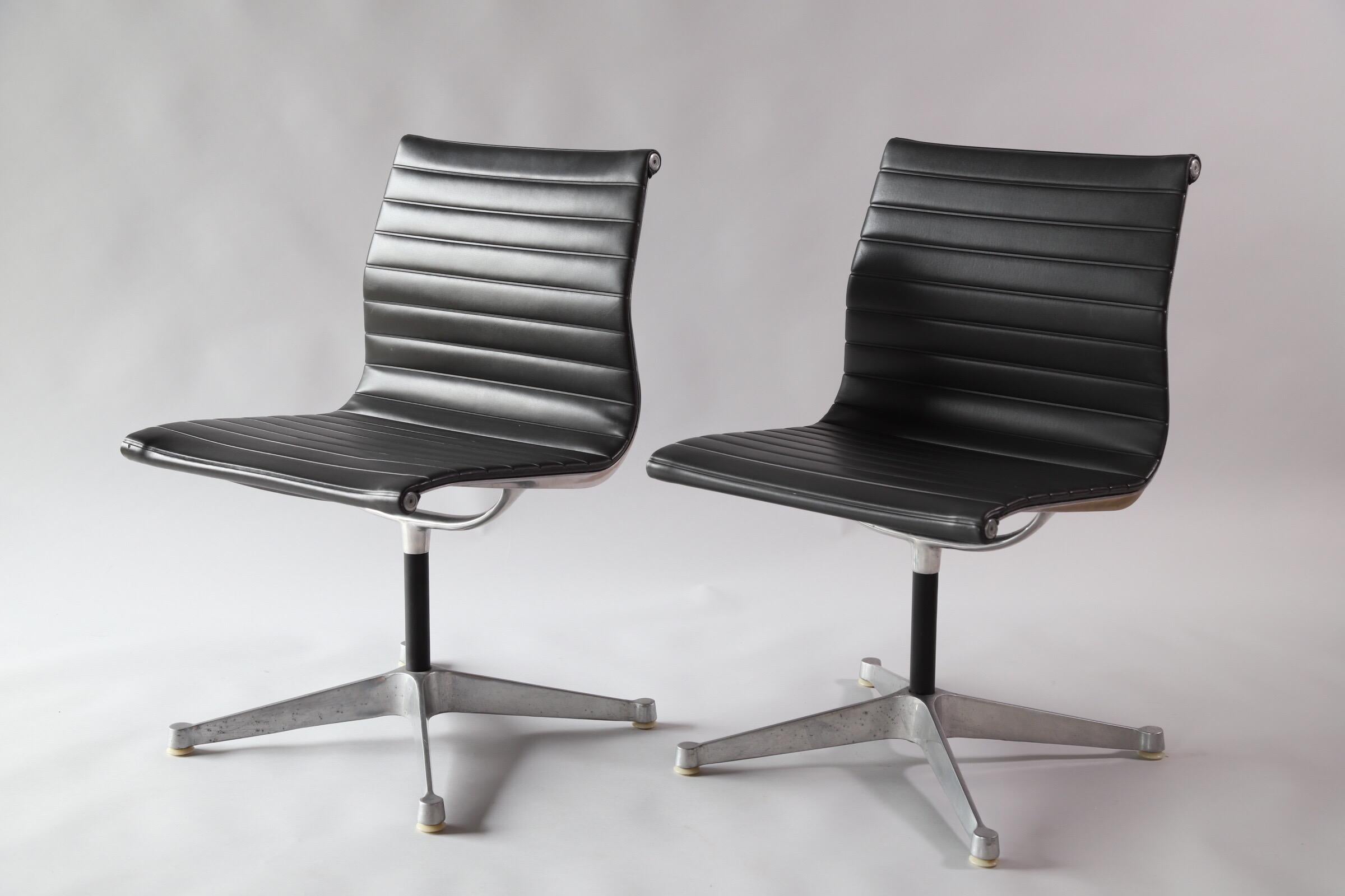 Aluminum Group Chairs by Eames for Herman Miller 10