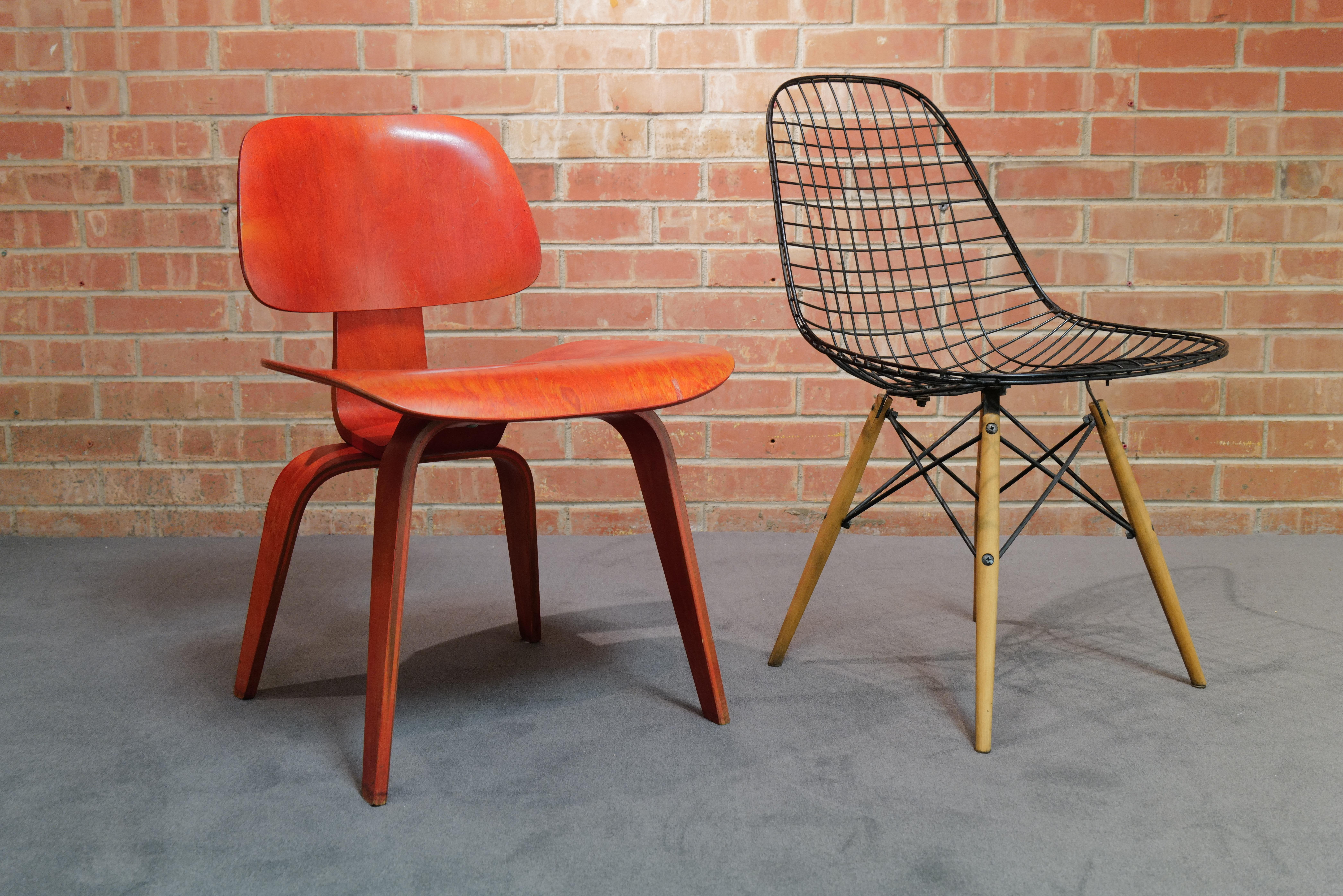 Eames Dowel Leg Wire Chair for Herman Miller, 1950s For Sale 7