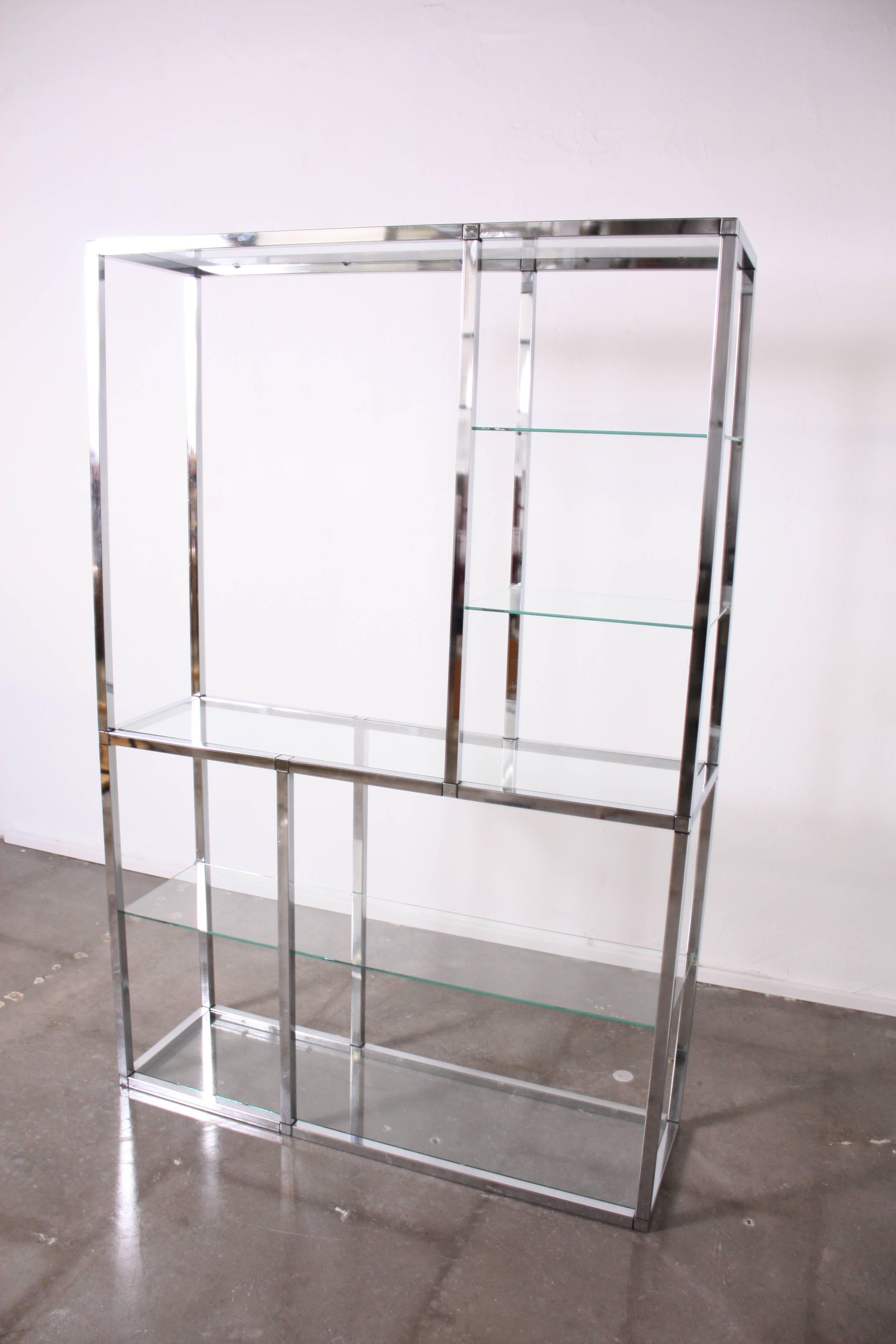 Chrome Etagere in the Style of Milo Baughman In Excellent Condition In Oklahoma City, OK