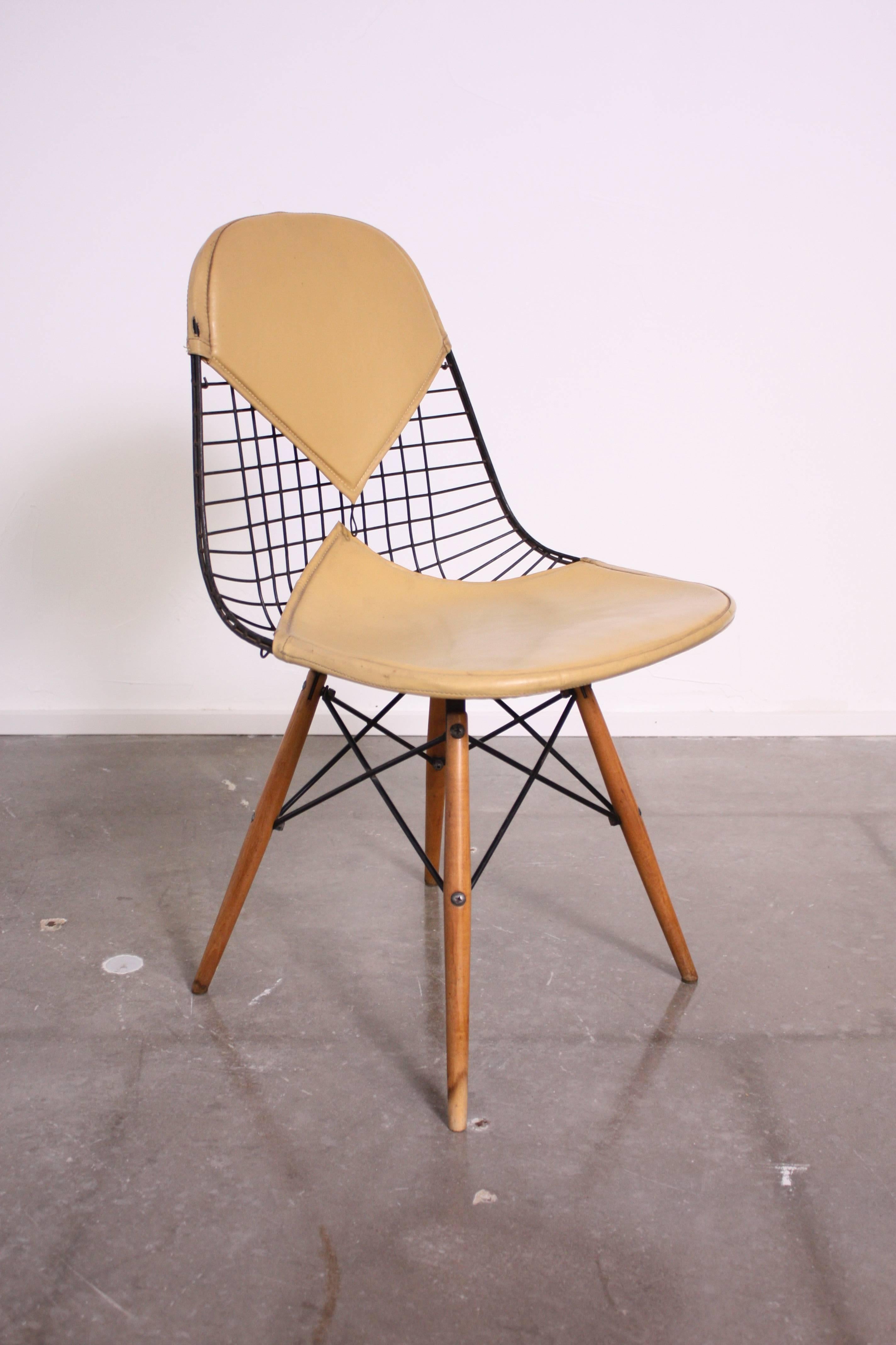 American Eames Dkw Dowel Leg Side Chair for Herman Miller