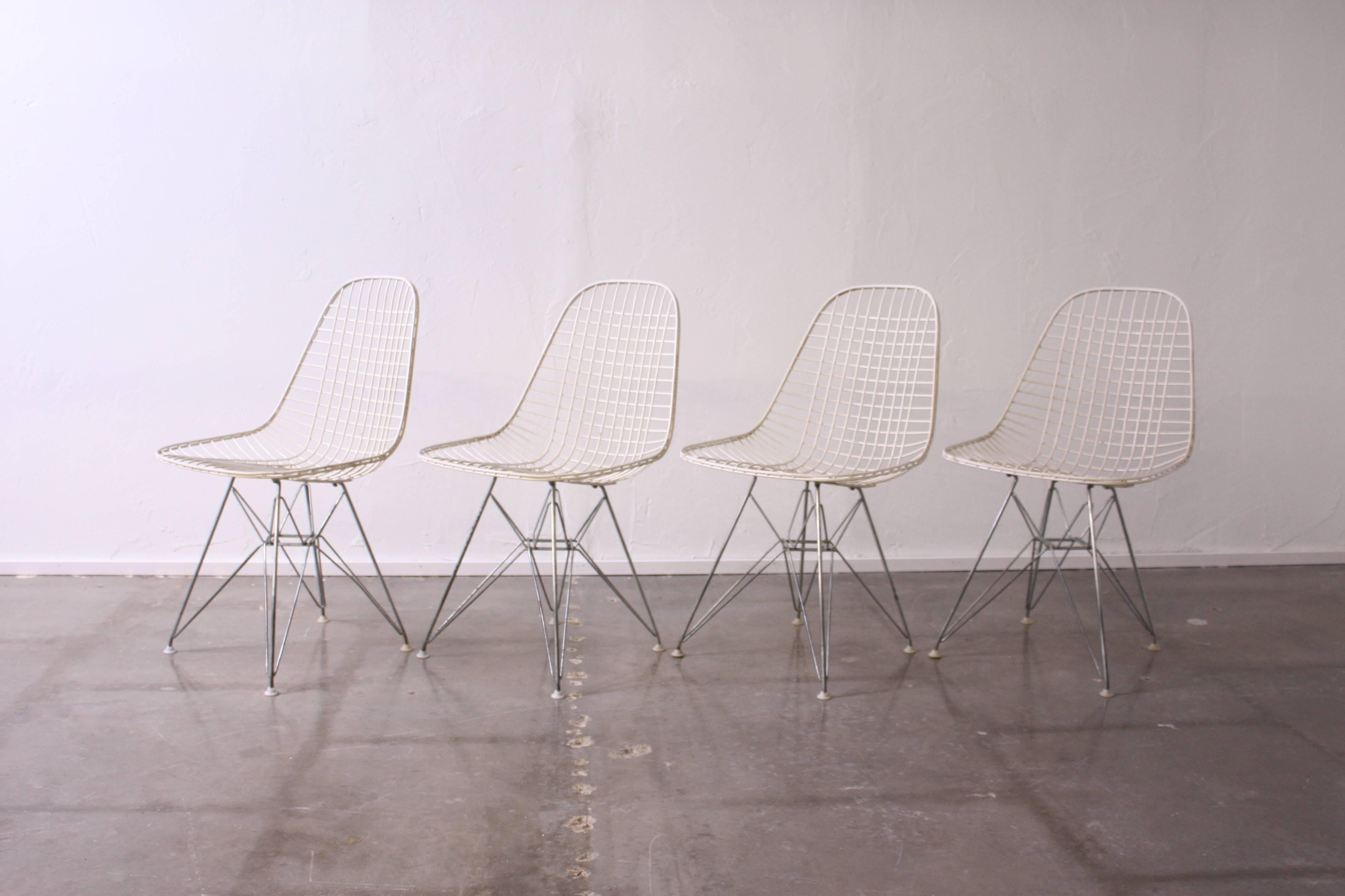 Mid-Century Modern Set of Four Eames for Herman Miller DKR-2 Bikini Dining Chairs