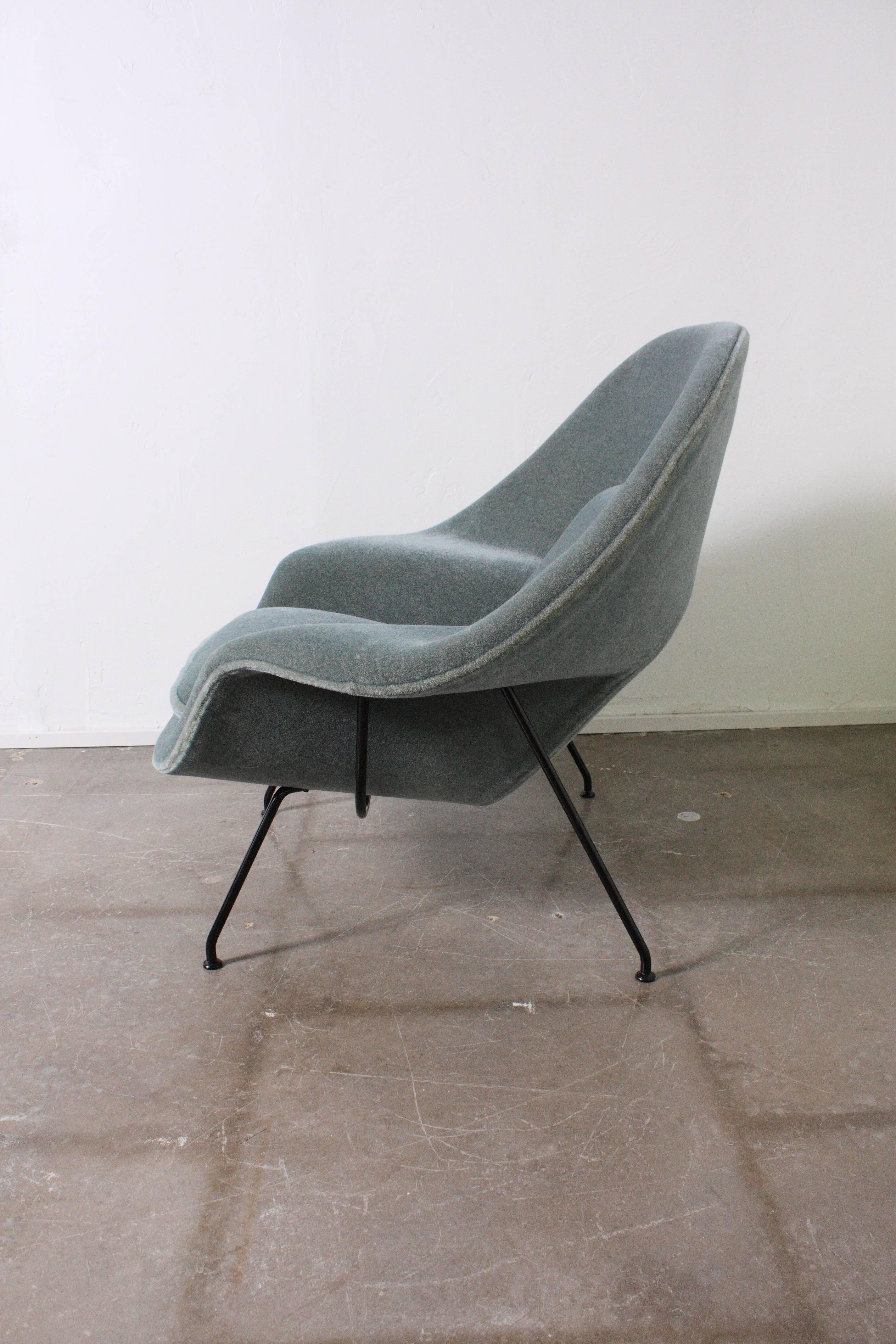 Wonderful iconic design by Eero Saarinen for Knoll. This Womb chair was custom ordered in Knoll Luxe mohair prima mist/beige with black base. The chair is flawless. The price listed is for a single chair. Be sure and check space 20th century modern
