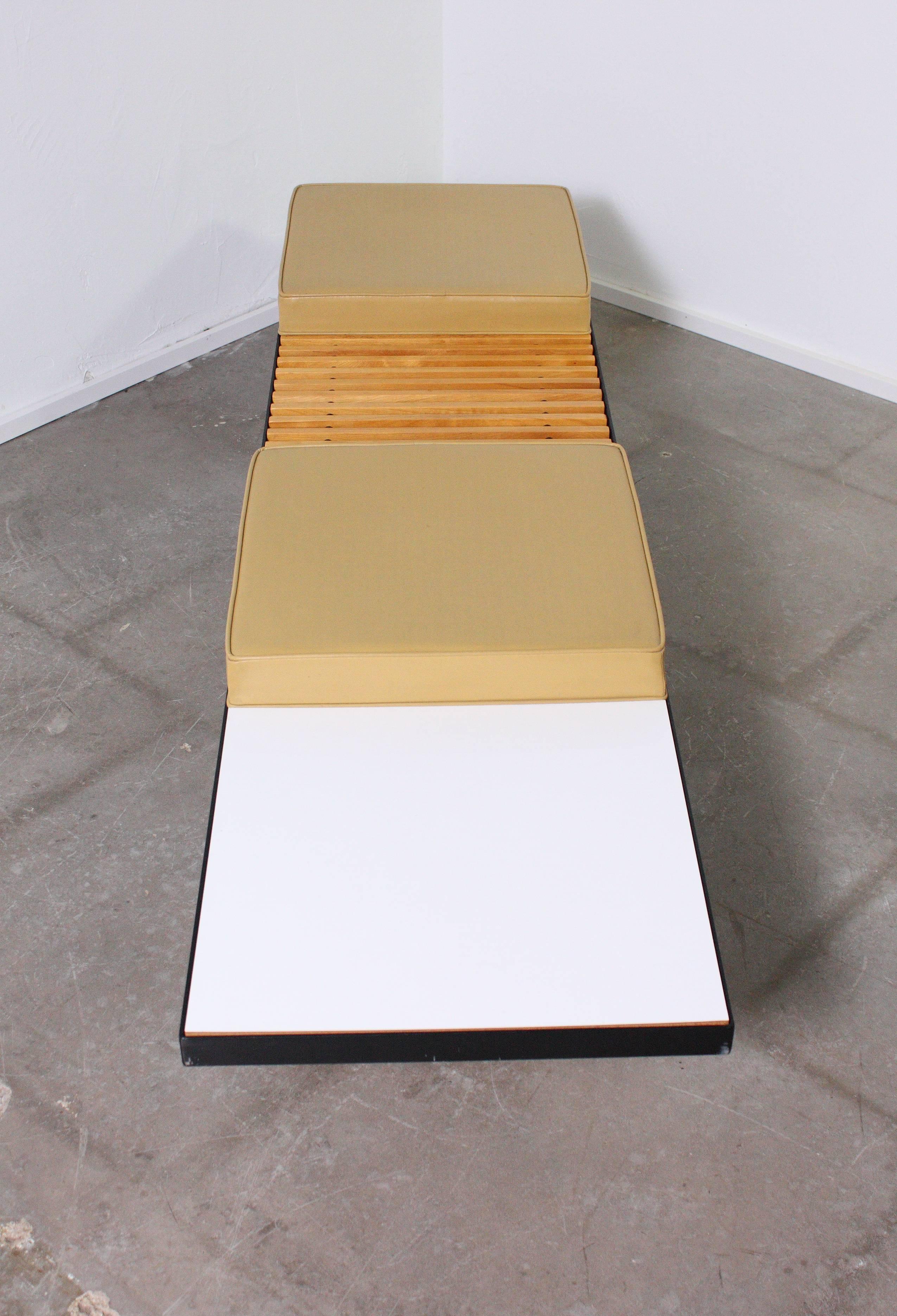 Steel Contract Bench by George Nelson for Herman Miller In Good Condition In Oklahoma City, OK