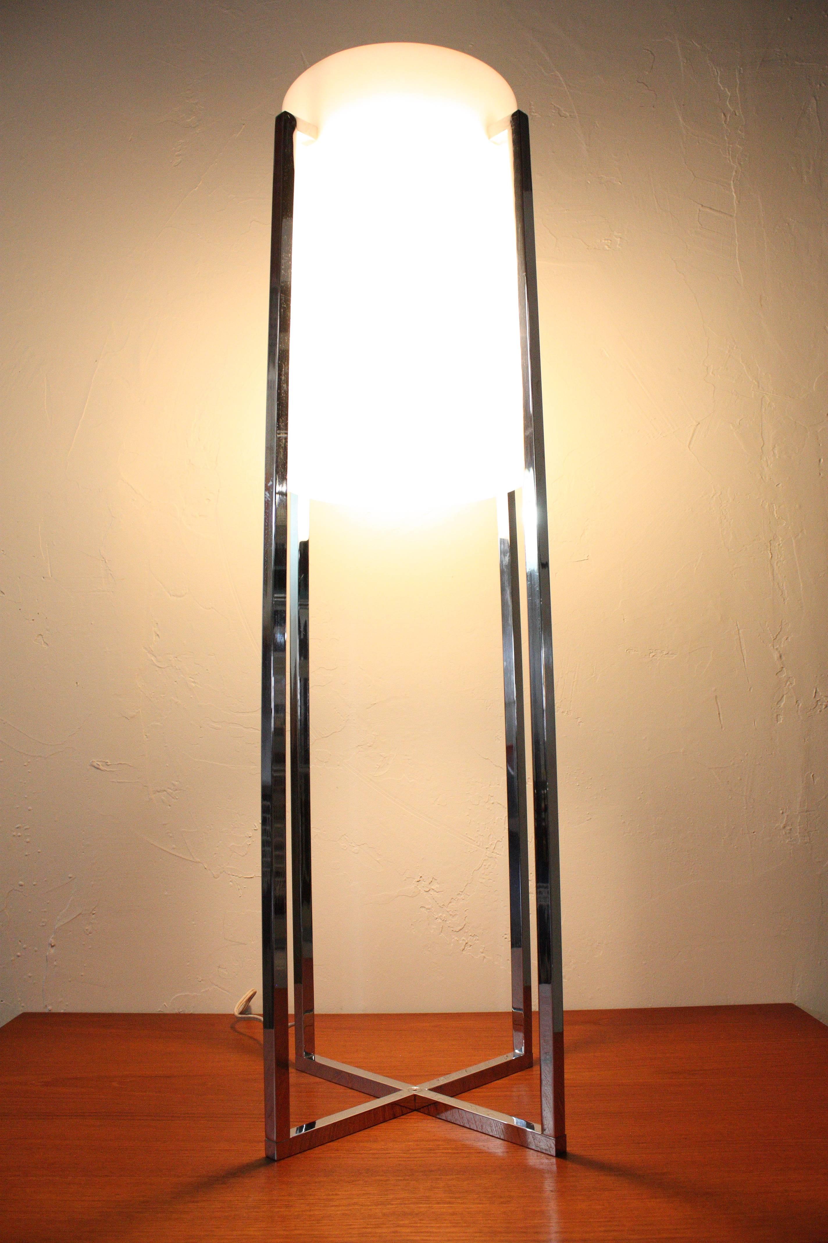 Late 20th Century Table Lamp by Robert Sonneman