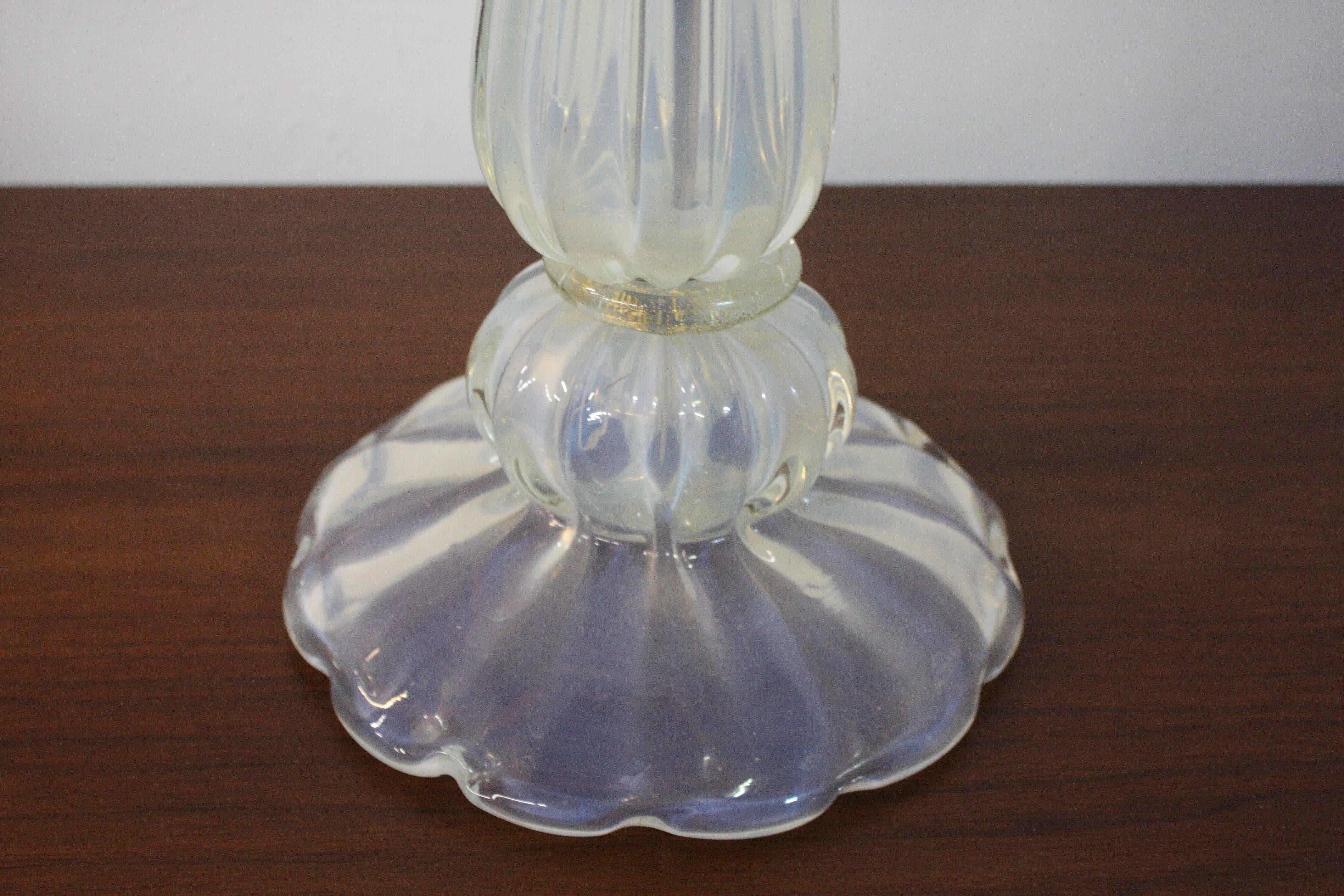 20ième siècle Lampe de bureau italienne en verre de Murano en vente