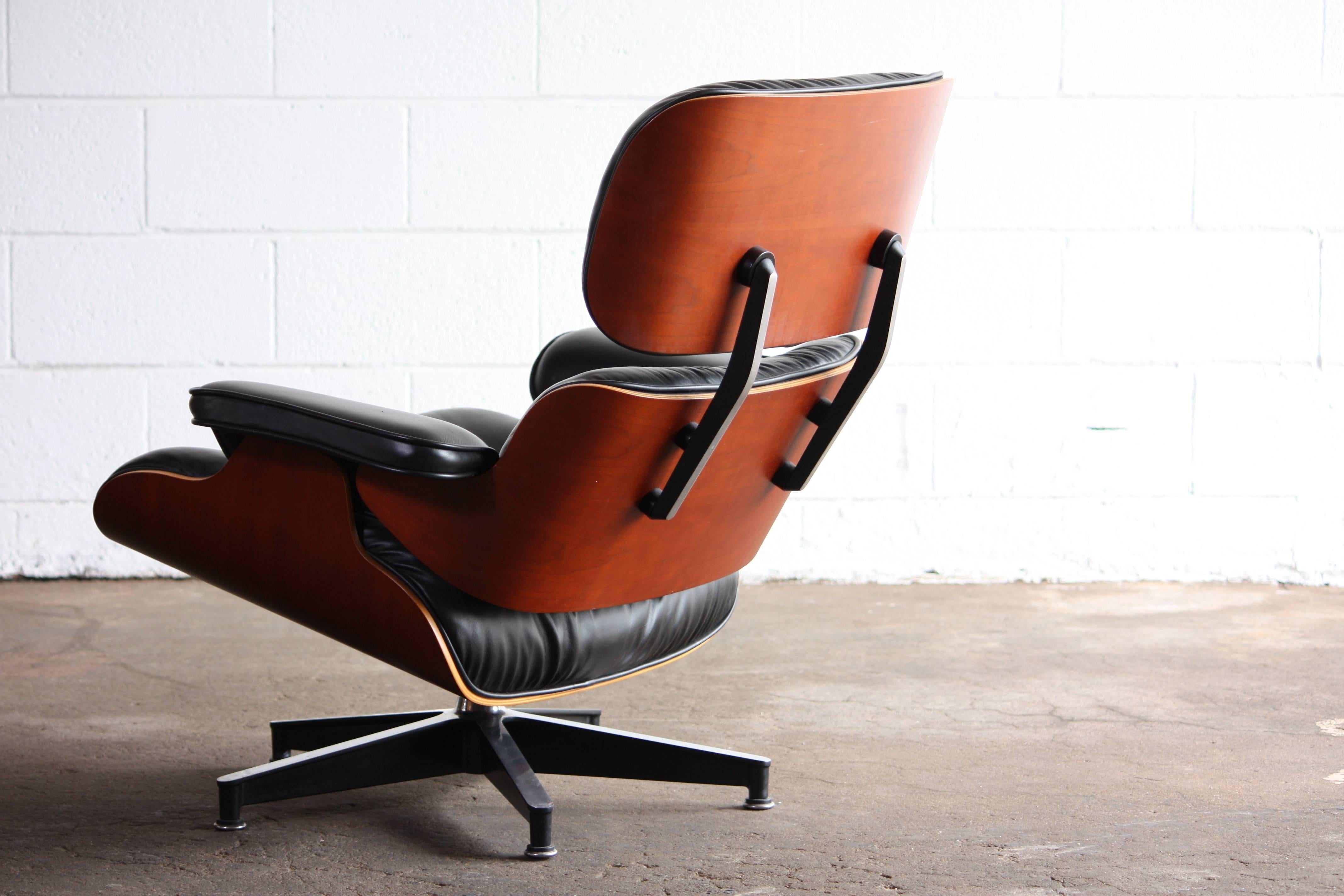 American Eames Lounge Chair and Ottoman for Herman Miller