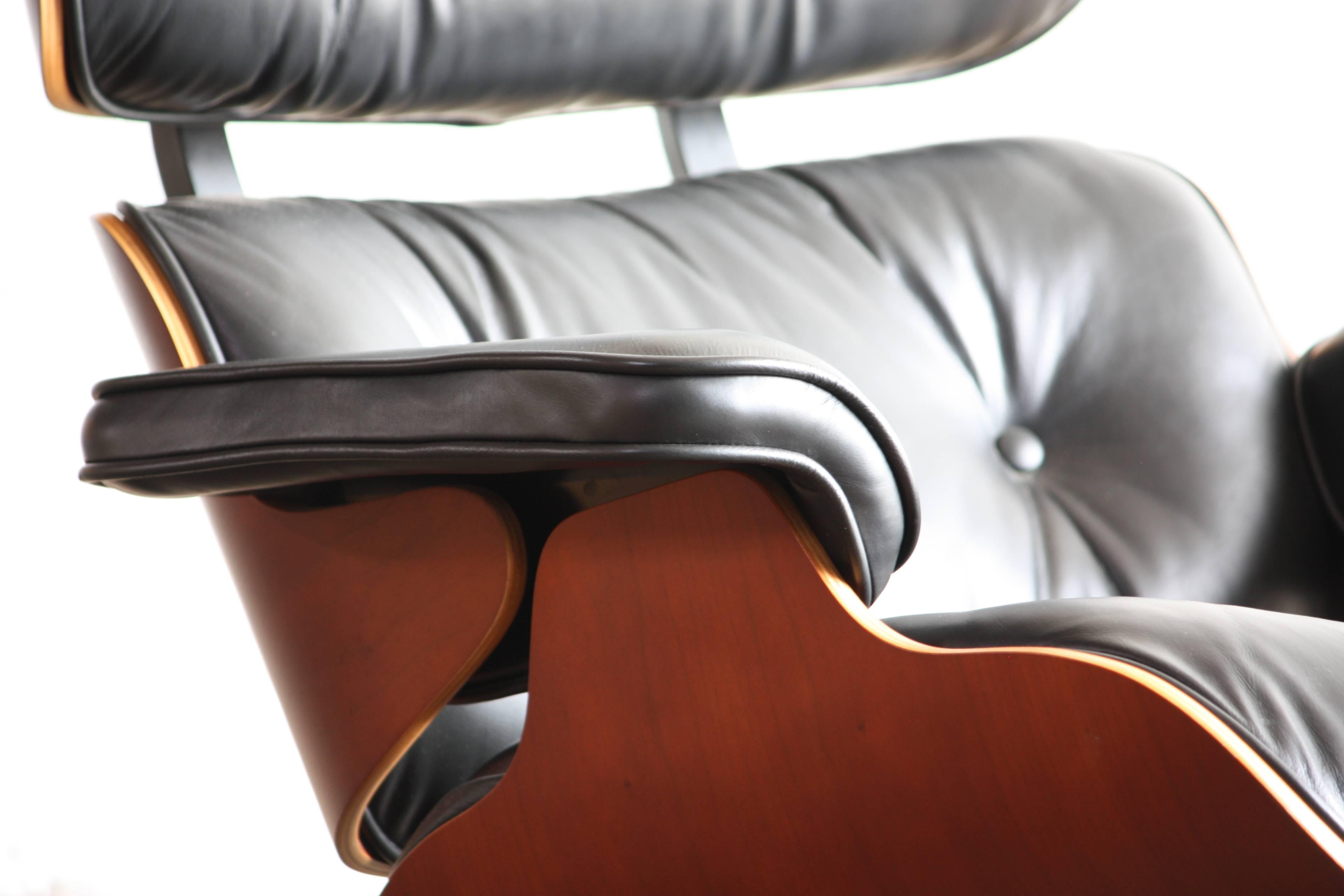 Leather Eames Lounge Chair and Ottoman for Herman Miller