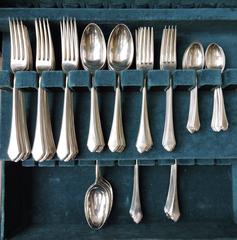 72 Piece Set of Mappin & Webb Sterling Silver Flatware "Pembroke" Pattern 1920s