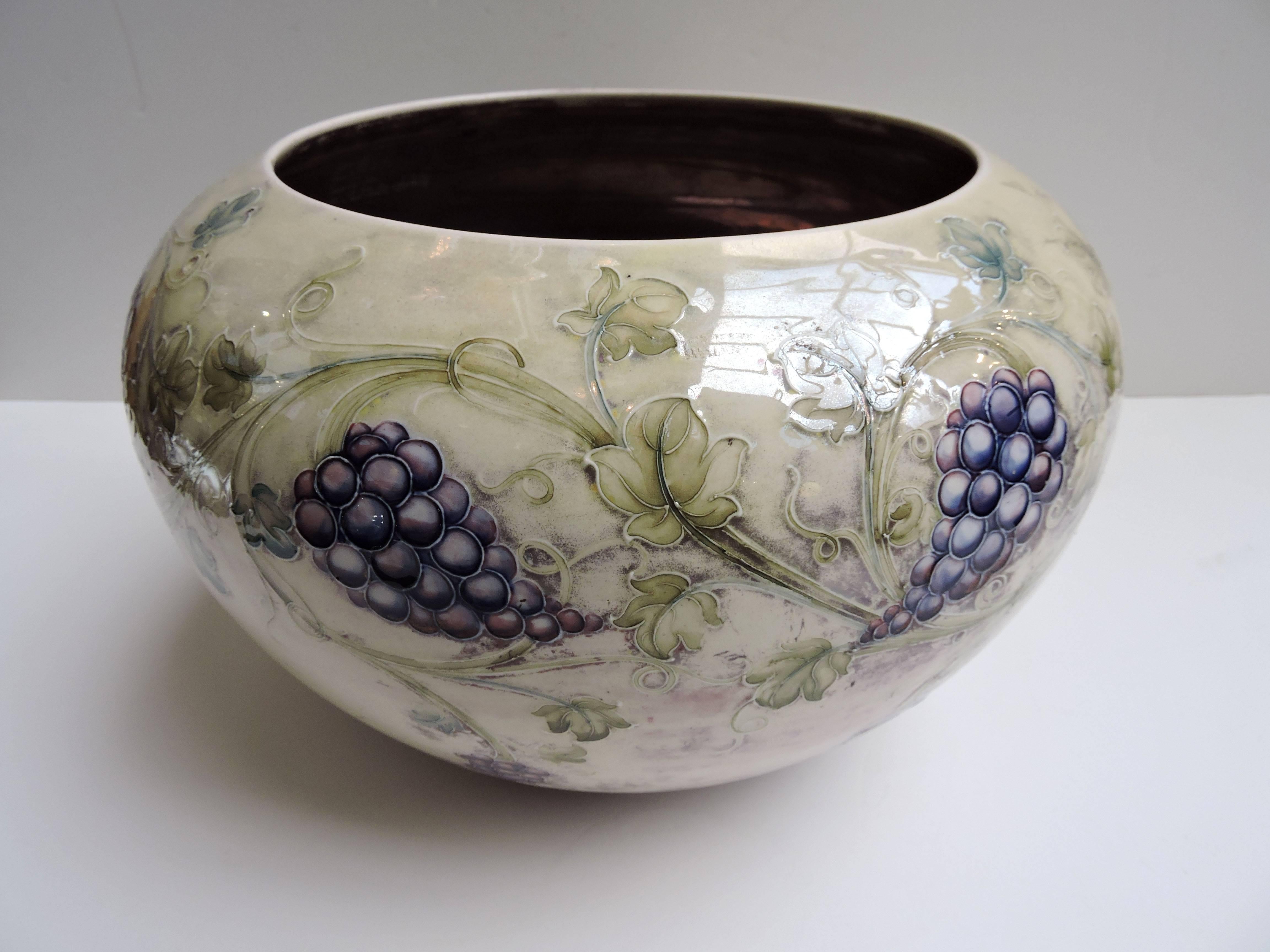 Early 20th Century William Moorcroft Made for Tiffany & Co Grape Decoration Jardiniere, circa 1910 For Sale