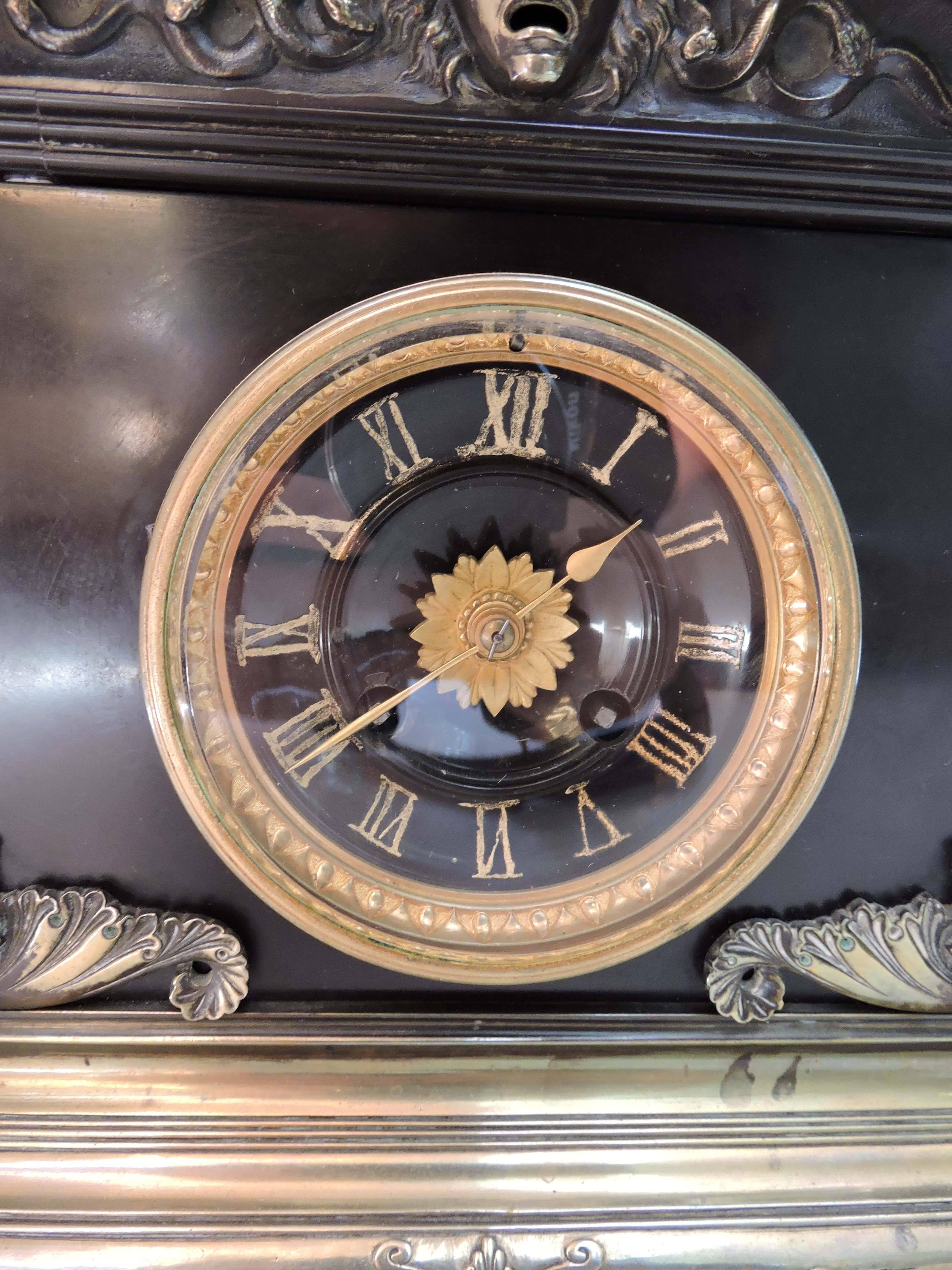 French Japy Freres Bronze and Slate Figural Clock, Medaille D'or, 1867 For Sale 2