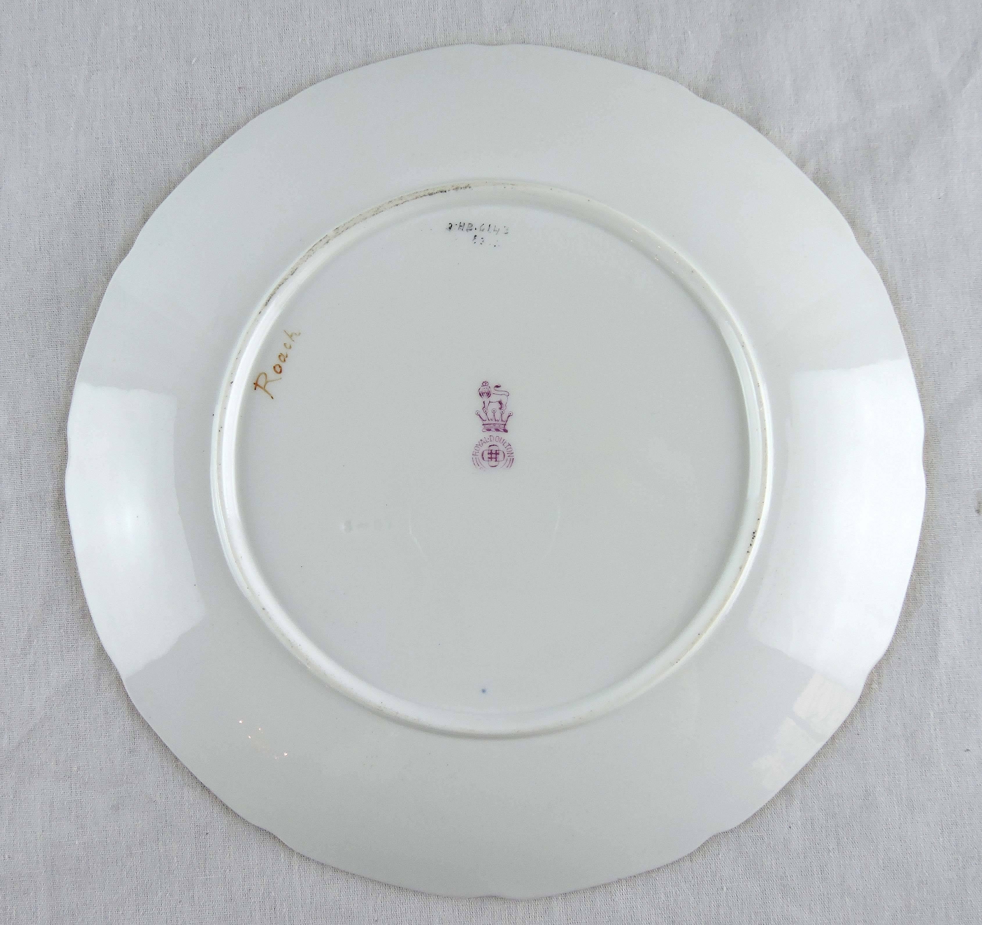 Set of Eight Hand-Painted and Signed Royal Doulton Fish Plates, 1902-1922 2