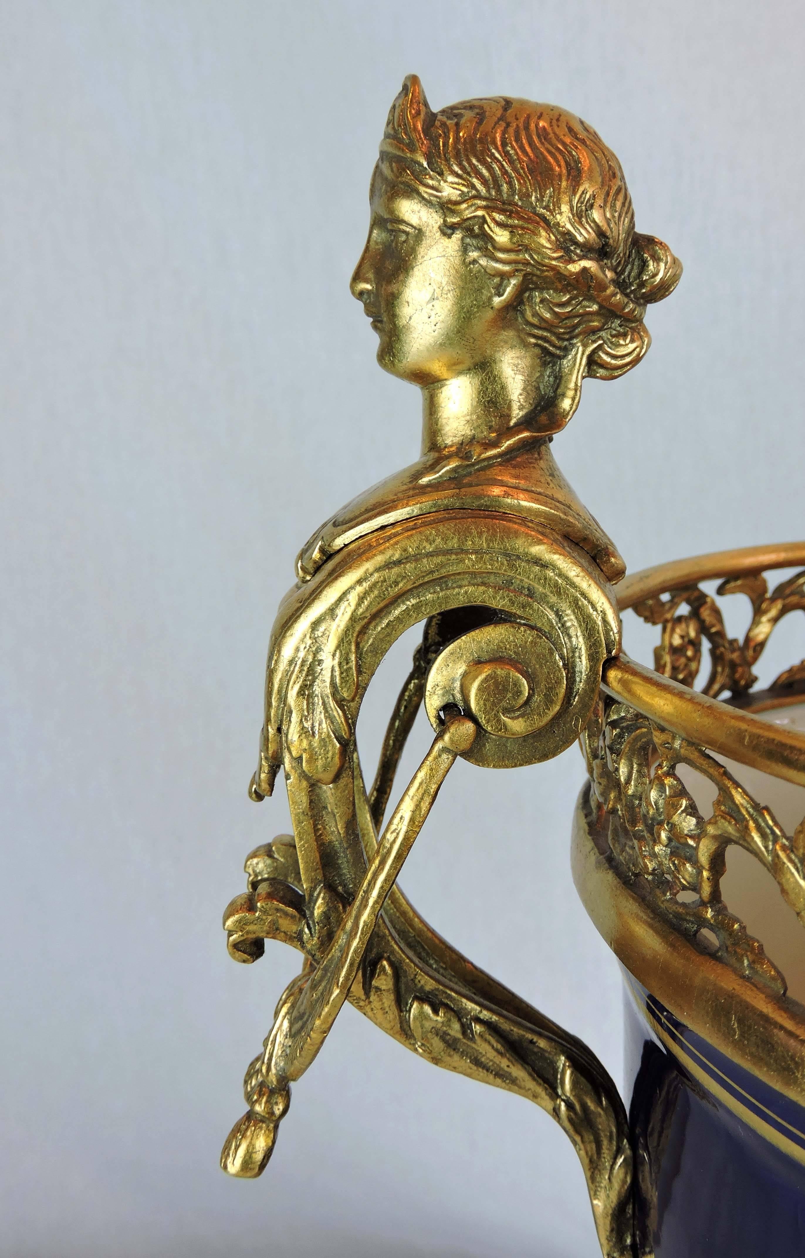 Large 19th Century French Sèvres Porcelain and Gilt Bronze Jardinière For Sale 3