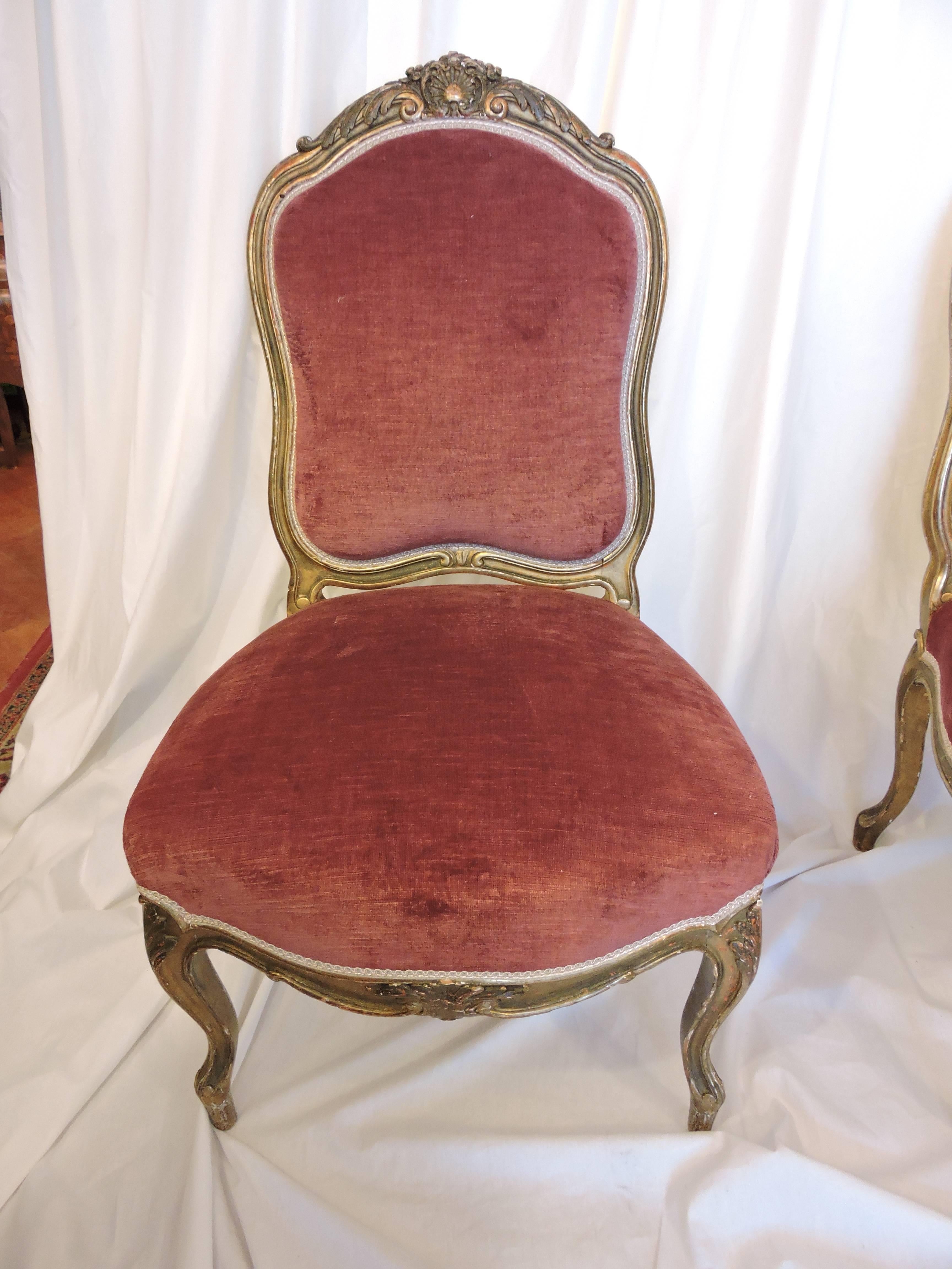 Pair of Giltwood and Rose Velvet 19th Century Louis XV Style Chairs In Good Condition In Toronto, ONTARIO