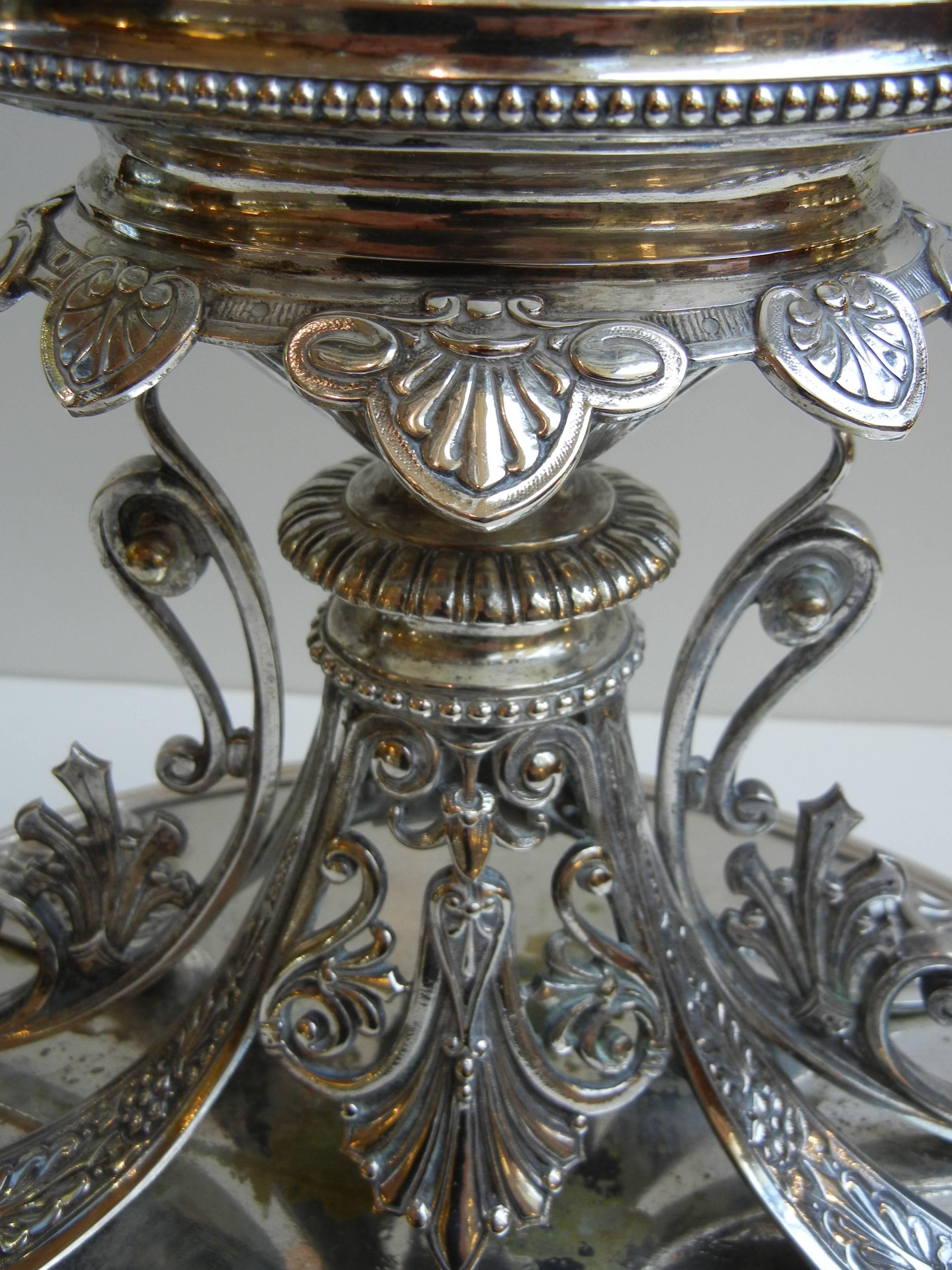 Victorian Large Elkington Silverplated Swan Centrepiece with Original Crystal Bowl, c.1870 For Sale