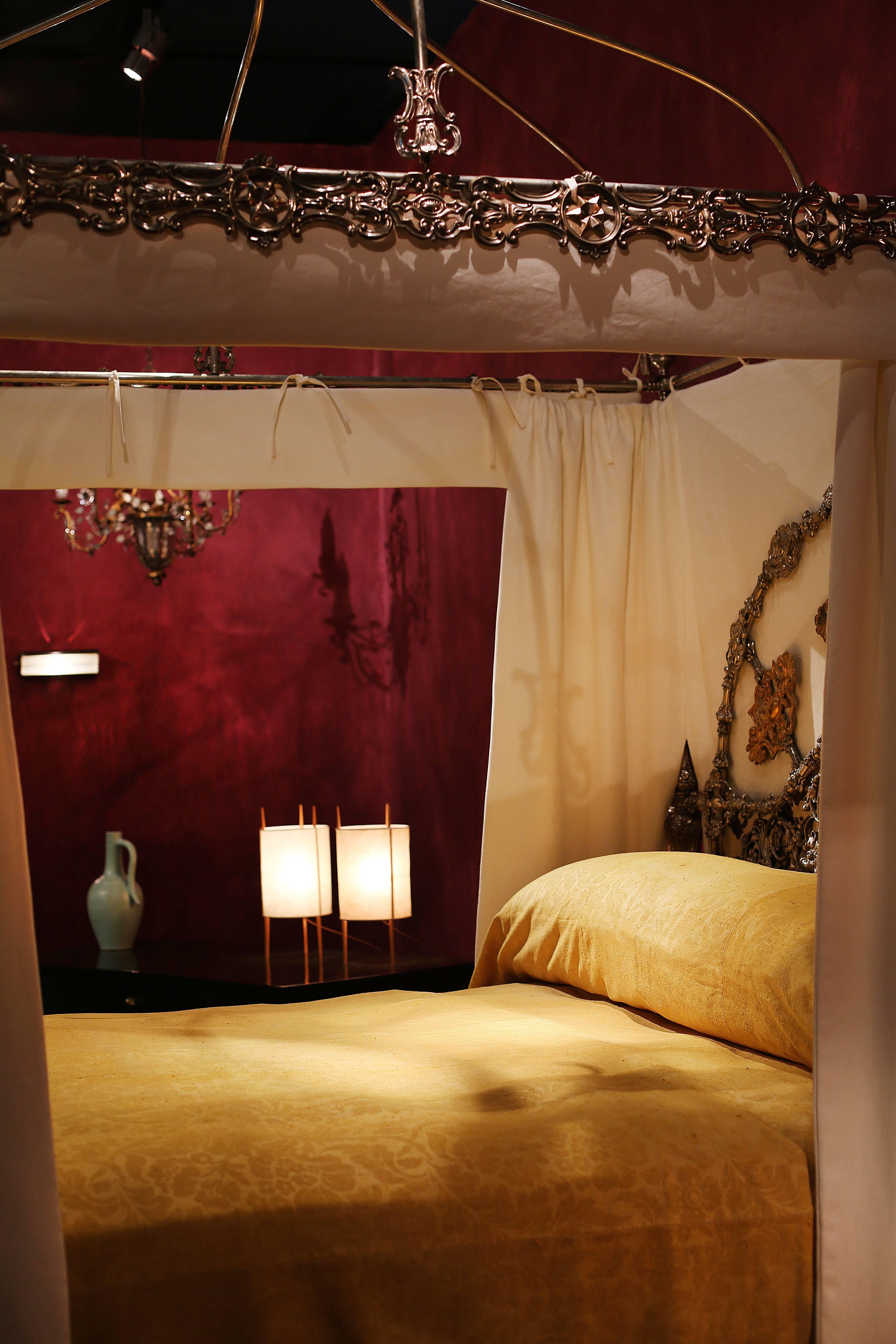 Gilt Impressive Four-Poster Bed by R. W. Winfield & Co For Sale