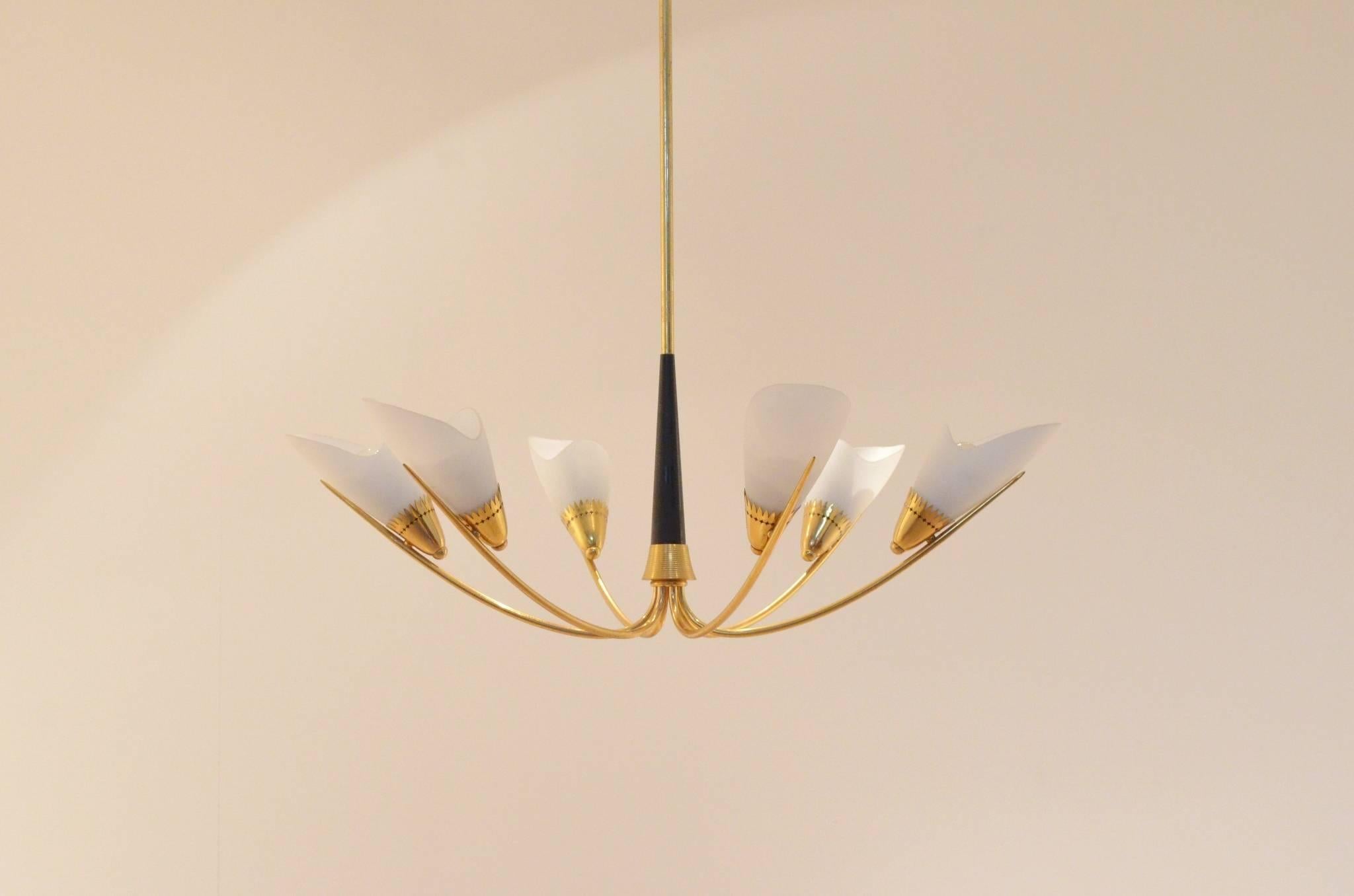 1950s French Mid-Century Modern Design Tulip Shaped Glass and Brass Chandelier 4