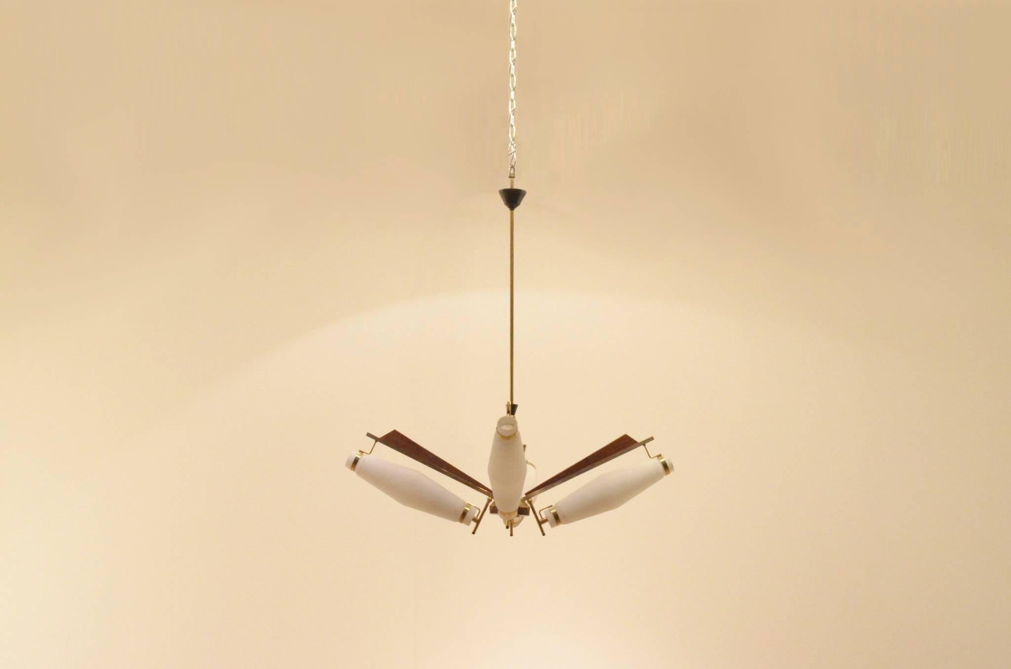 Mid-century Italian pendant lamp 4x opalescent oblong glass diffusers suspended on brass elements.