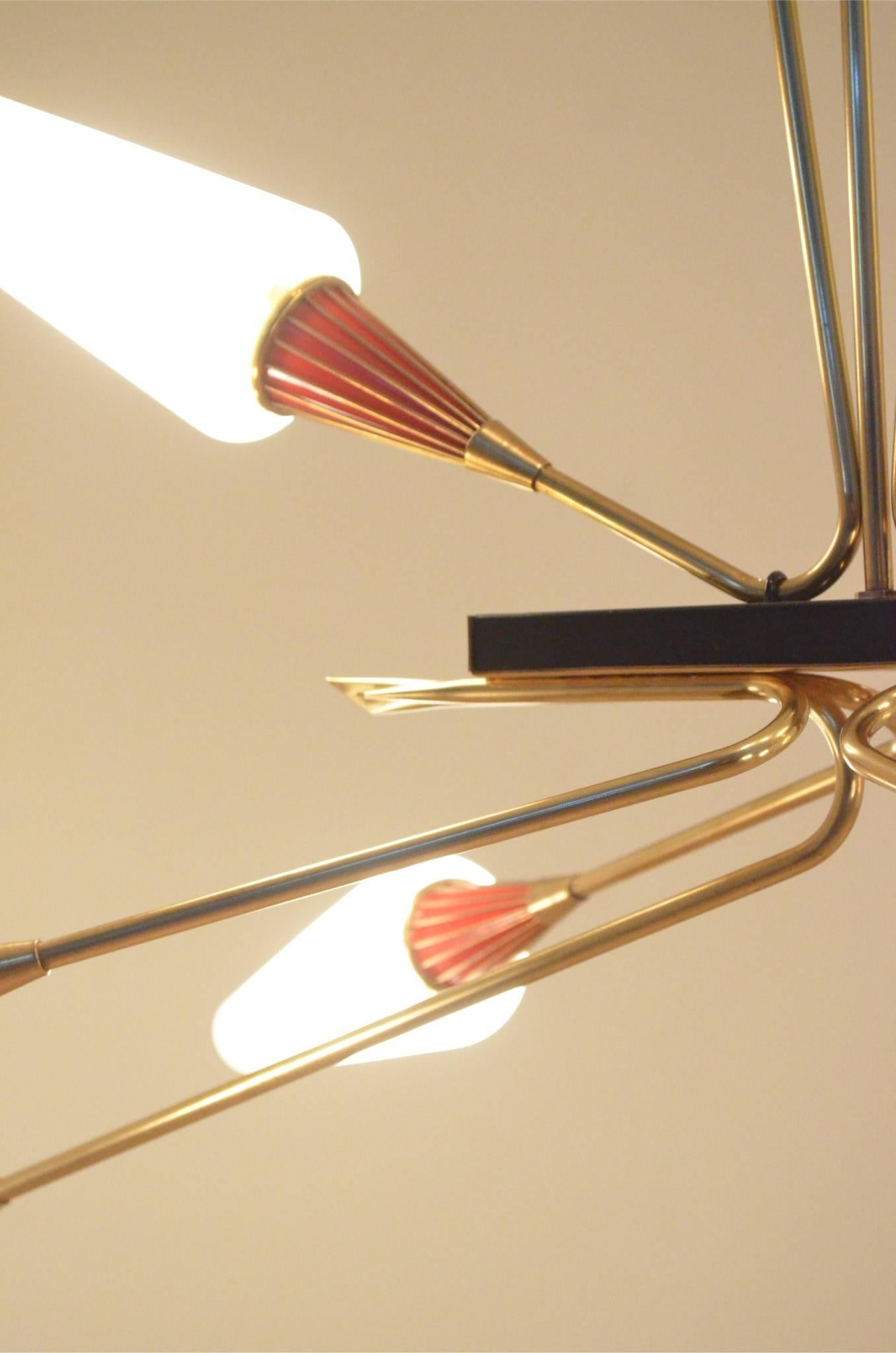 Mid-Century French Maison Lunel Sputnik Shaped Brass and Glass Chandelier In Excellent Condition In Brussels, Ixelles