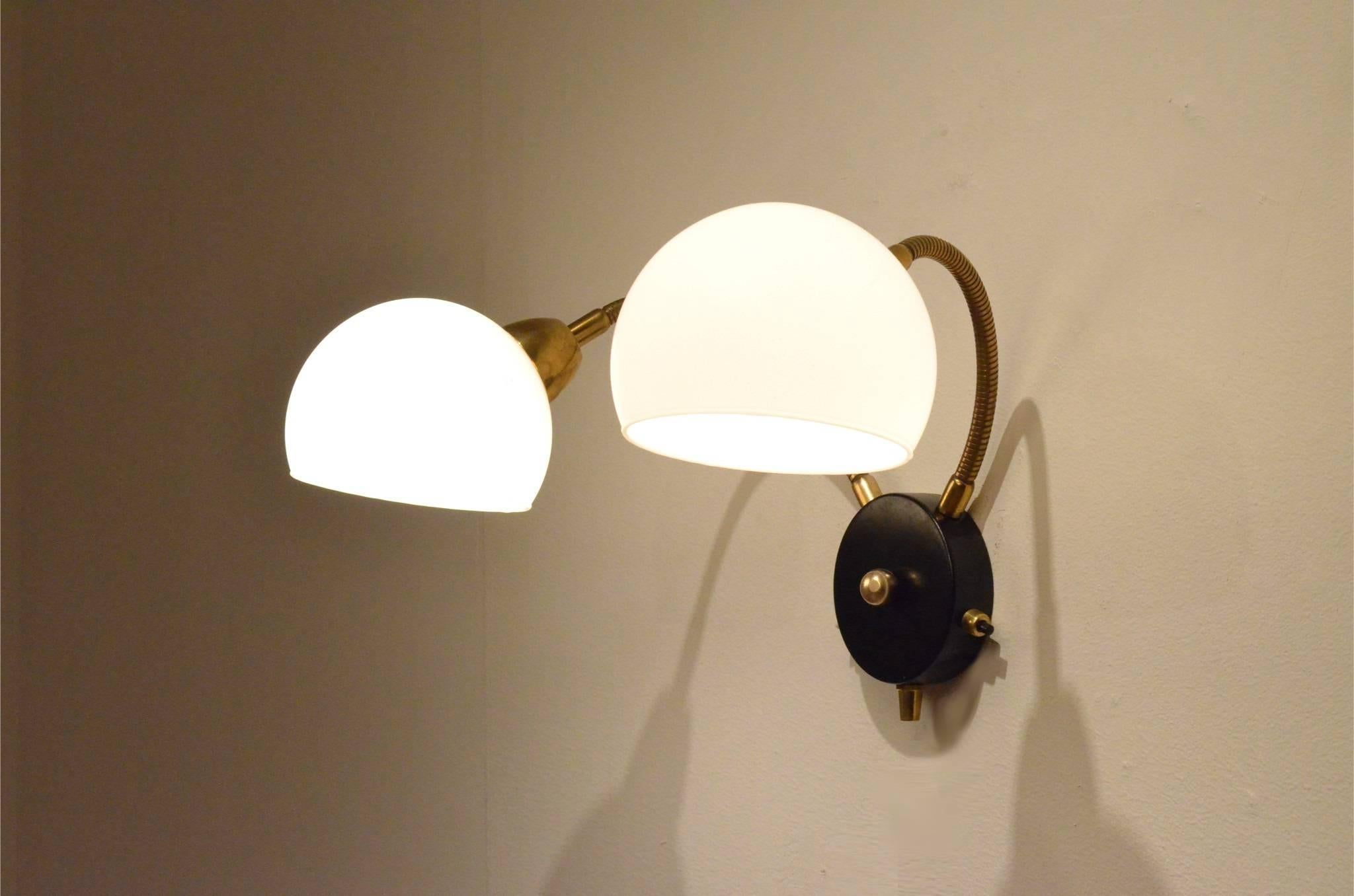Mid-Century French Design Glass Balls and Flexible Brass Arm Sconce 3