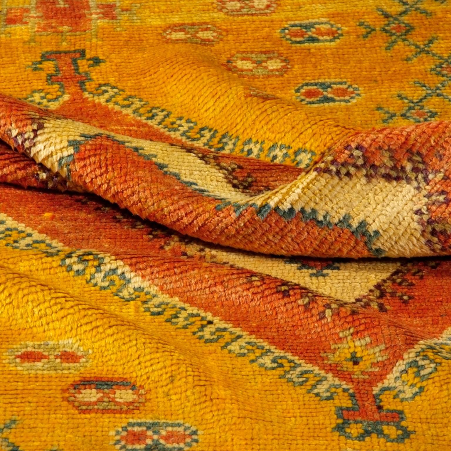 20th Century Taznakht Moroccan Wool Carpet  In Good Condition For Sale In Rome, IT